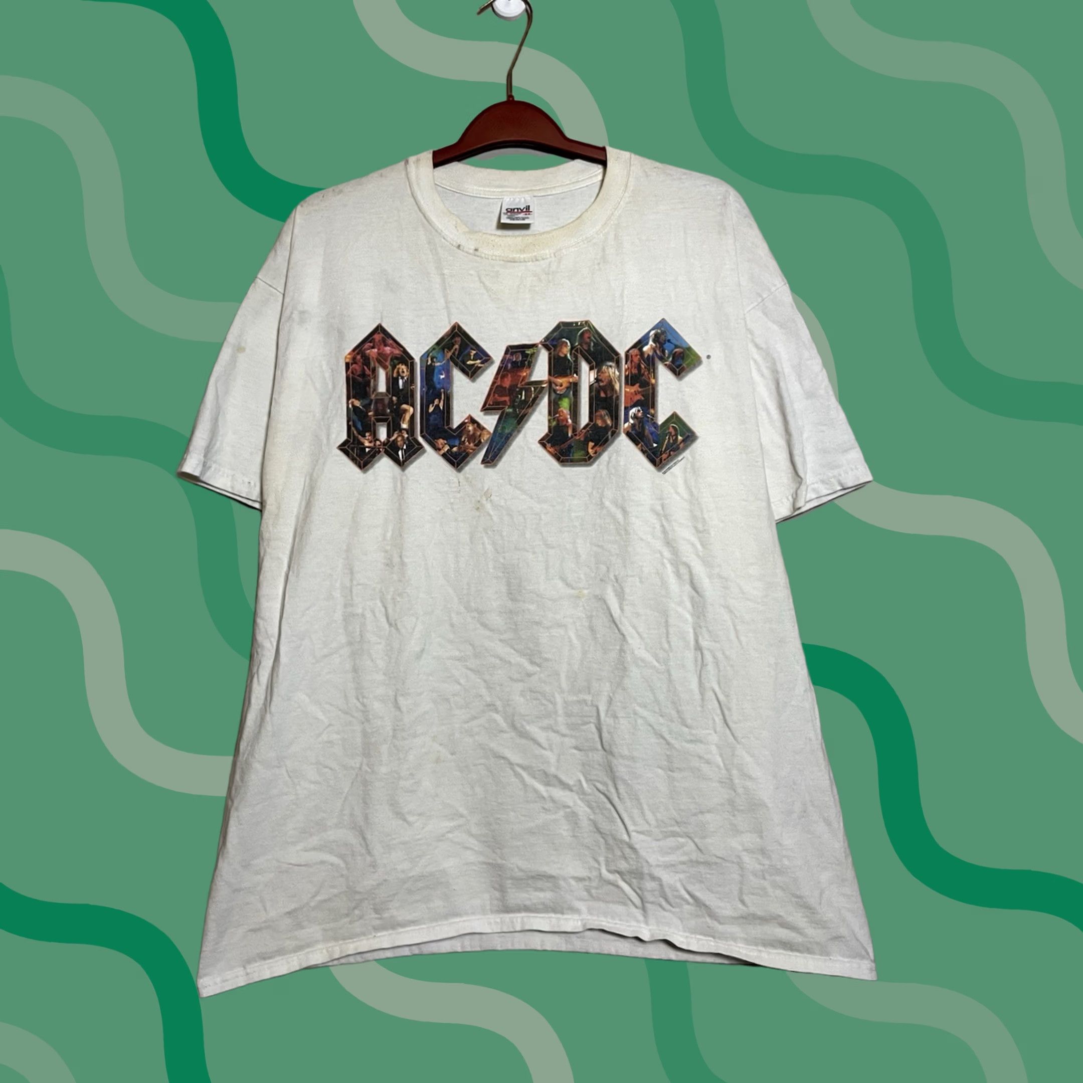 Vintage VINTAGE AC/DC World Tour Band T-Shirt 2XL White Double-Sided Men Mens 2XL T-Shirt Band USA Size US XXL / EU 58 / 5 - 1 Thumbnail