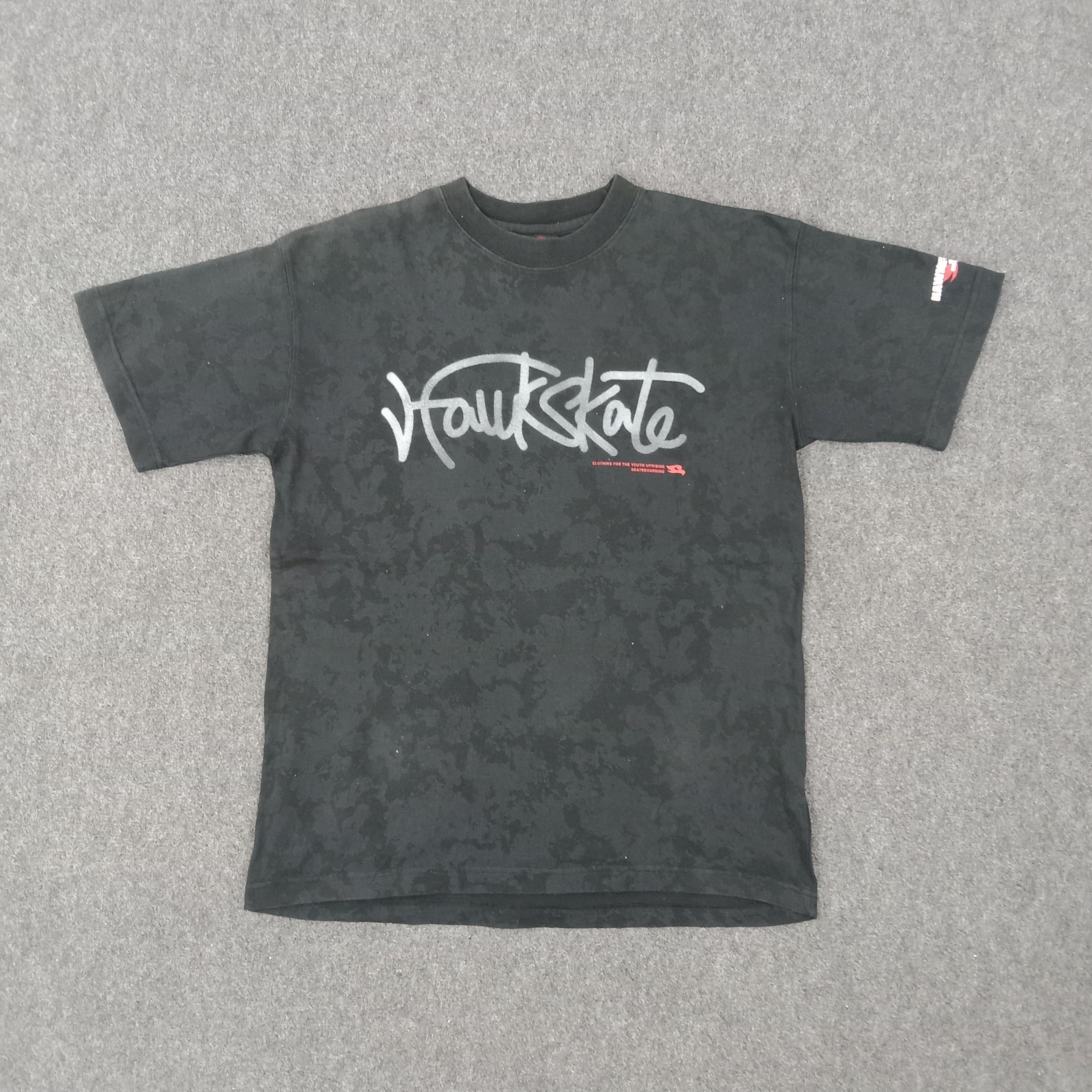 Tony Hawk × Vintage Hawk Skate American Skateboard Tshirt Size US L / EU 52-54 / 3 - 1 Thumbnail