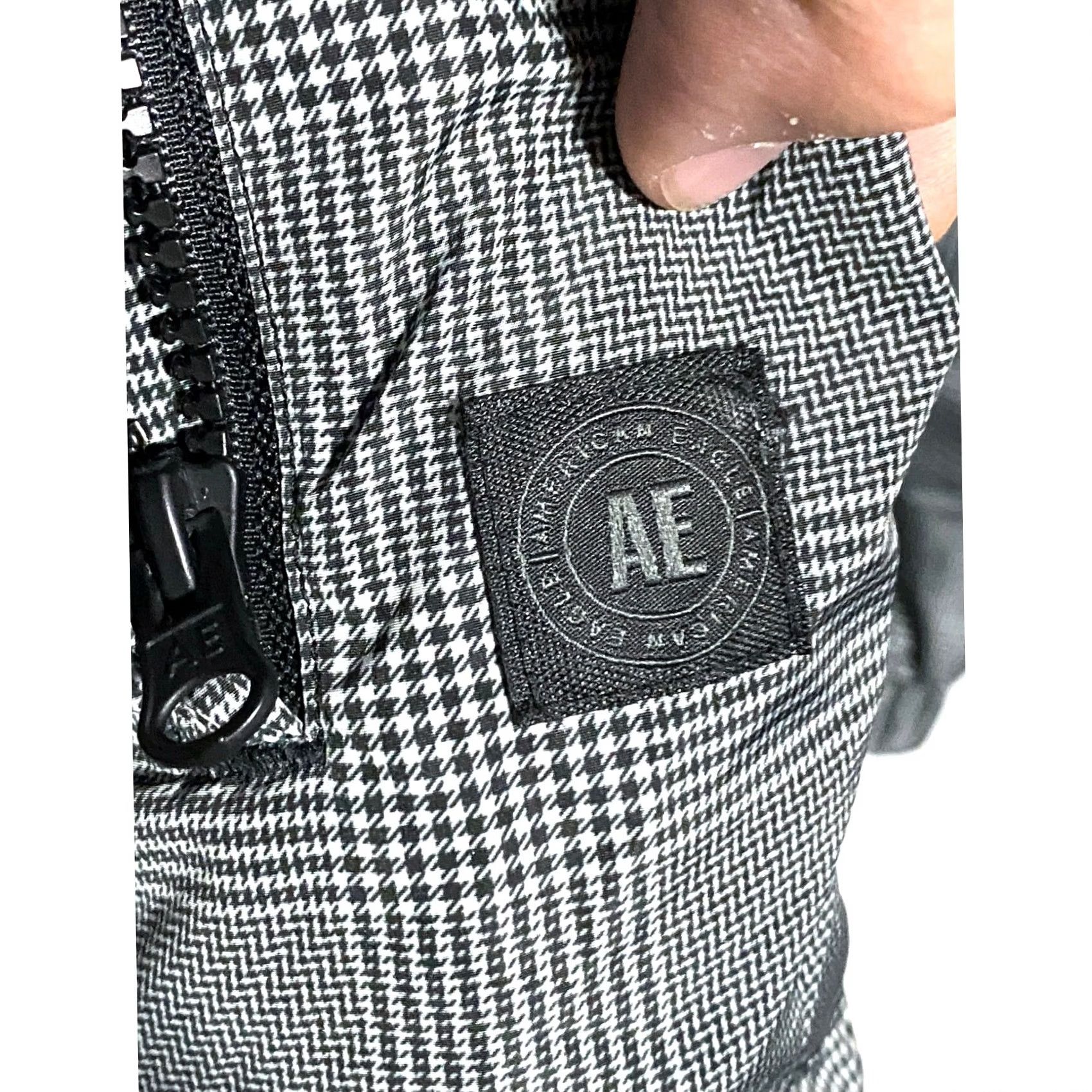American Eagle Outfitters VINTAGE American Eagle Hoodie Windbreaker Pullover Rain Jacket Acrylic Gray Plaid Mens S Size US S / EU 44-46 / 1 - 5 Thumbnail