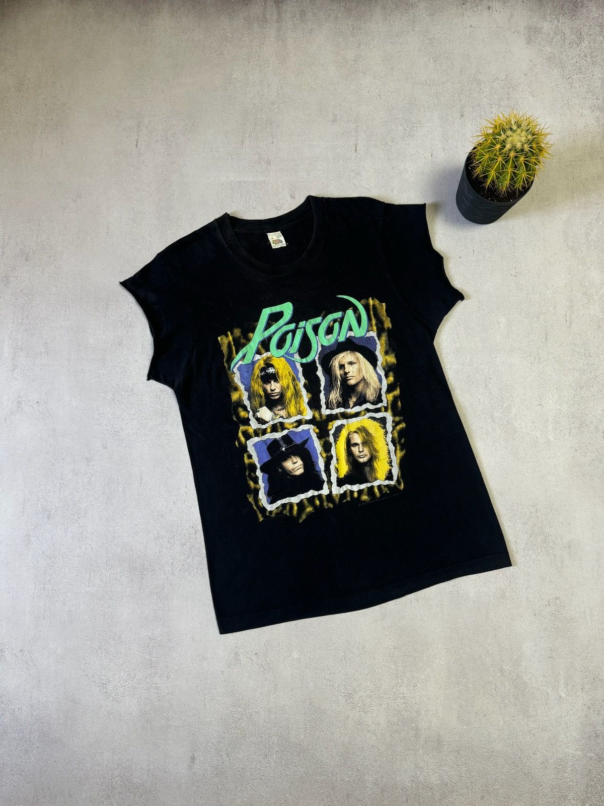 Vintage 1990-1991 POISON FRESH AND BLOOD WORLD TOUR PROMO L SIZE Size US L / EU 52-54 / 3 - 1 Thumbnail