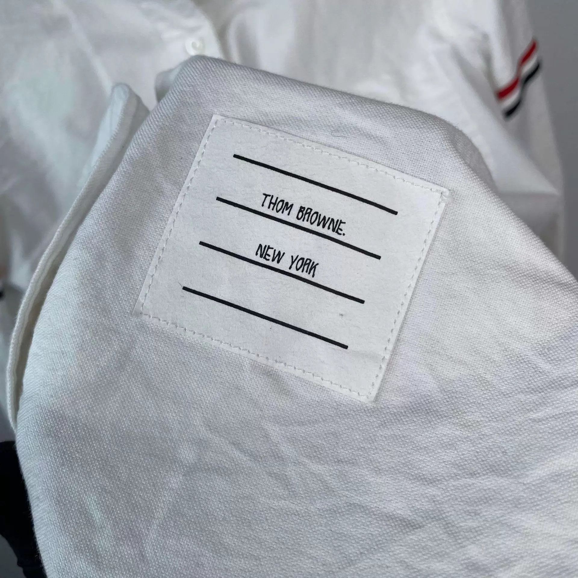 Thom Browne Thom Browne Arm Strap Basic Shirt Size XS / US 0-2 / IT 36-38 - 3 Thumbnail