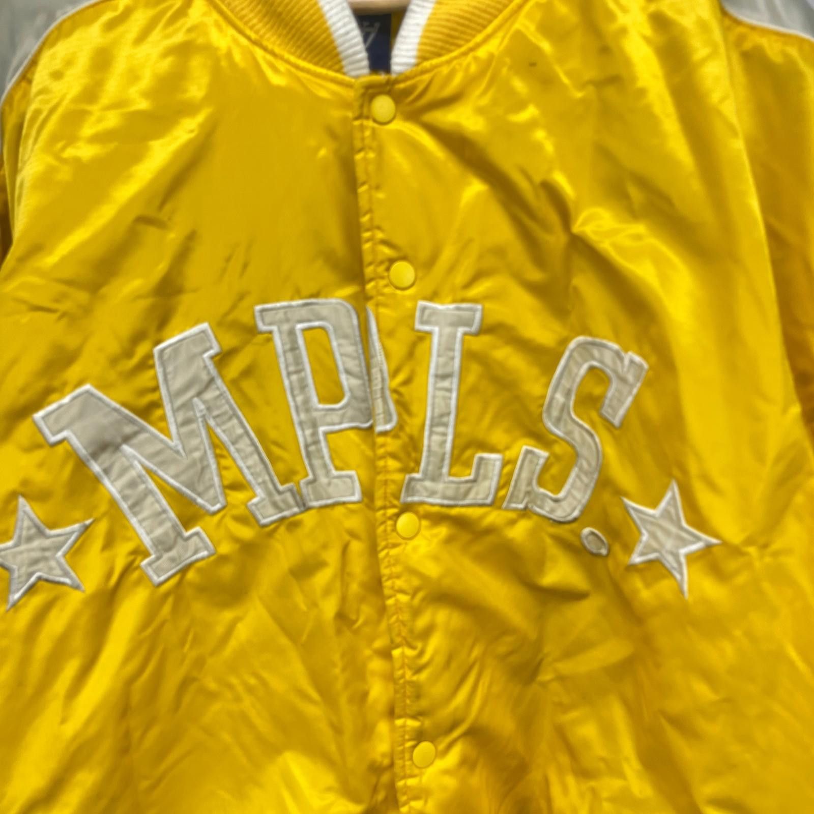 NBA Vintage Minneapolis Lakers Sand Bomber Jacket NBA 2XL Size US XXL / EU 58 / 5 - 4 Thumbnail