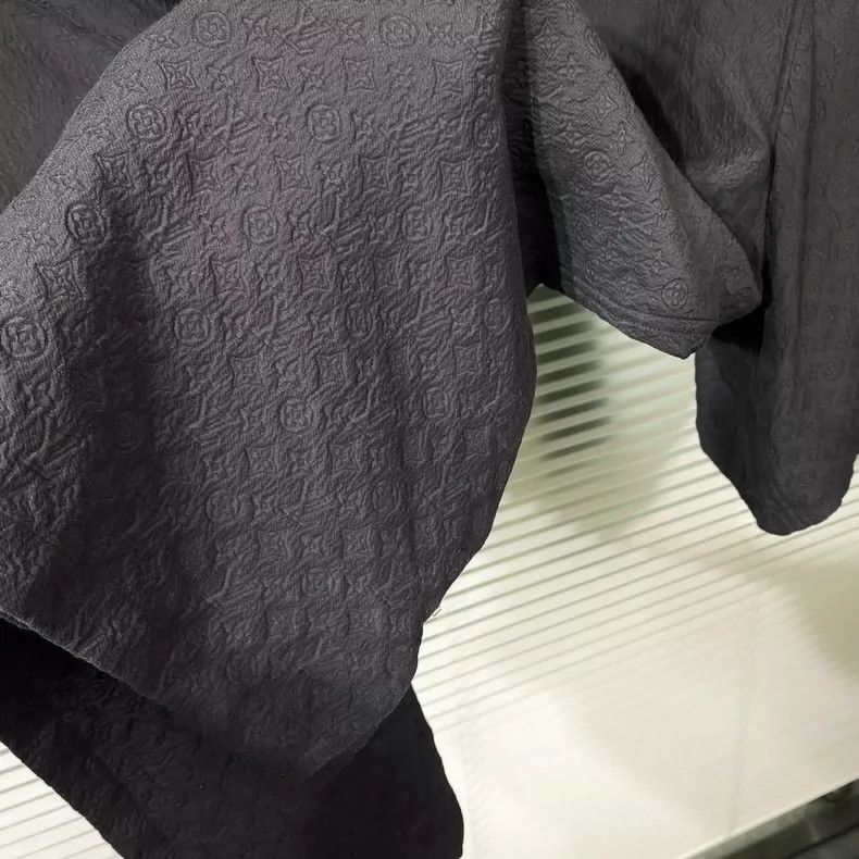 Louis Vuitton LOUIS VUITTON Mulberry silk full of dark lines shirt 2504-N Size US S / EU 44-46 / 1 - 4 Thumbnail