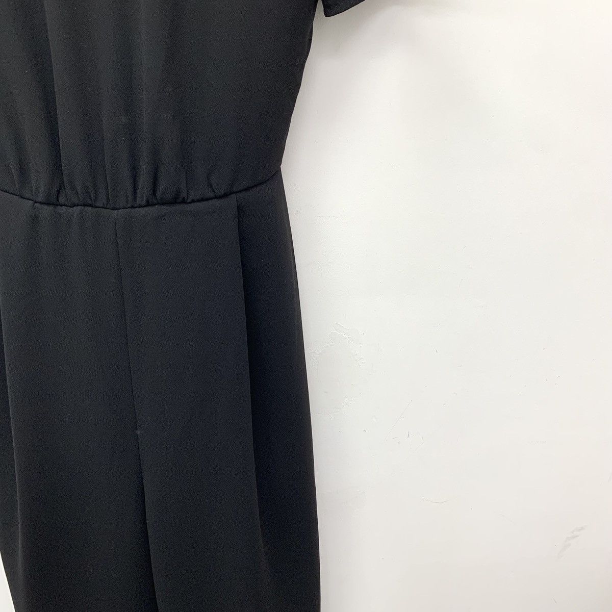Max Mara Max Mara Hollow Out Open Back Short Sleeve Jumpsuit K26WX Size 26" / US 2 / IT 38 - 4 Thumbnail