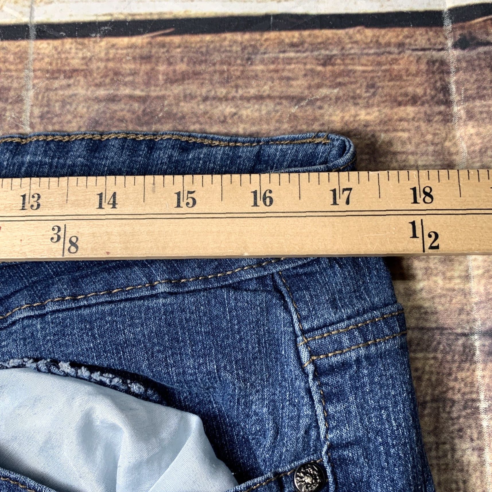 Vintage American Quality AQ Jeans Women Skinny 5-Pocket Stretch Distressed Ripped 36x31 Blue(Size 18) Size 40" / US 18 - 7 Thumbnail