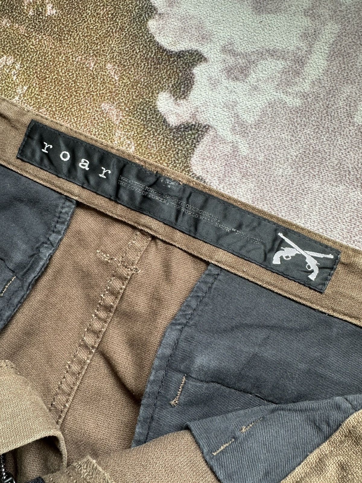 roarguns Early 00's Roar [ pre Roarguns ] cargo D-ring pant Size US 33 - 9 Thumbnail