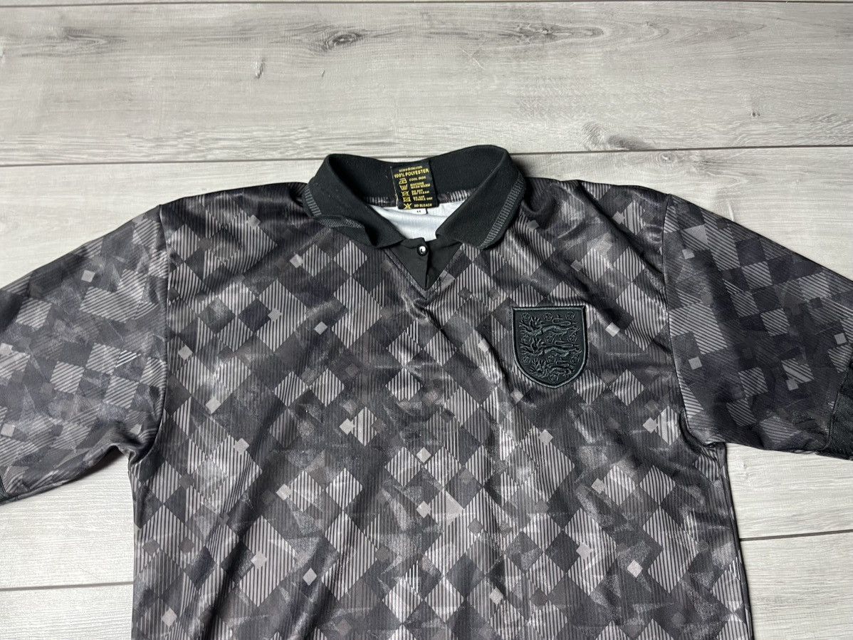 Other England 1990 Black Out Retro Football Shirt Soccer Jersey Size US M / EU 48-50 / 2 - 3 Thumbnail