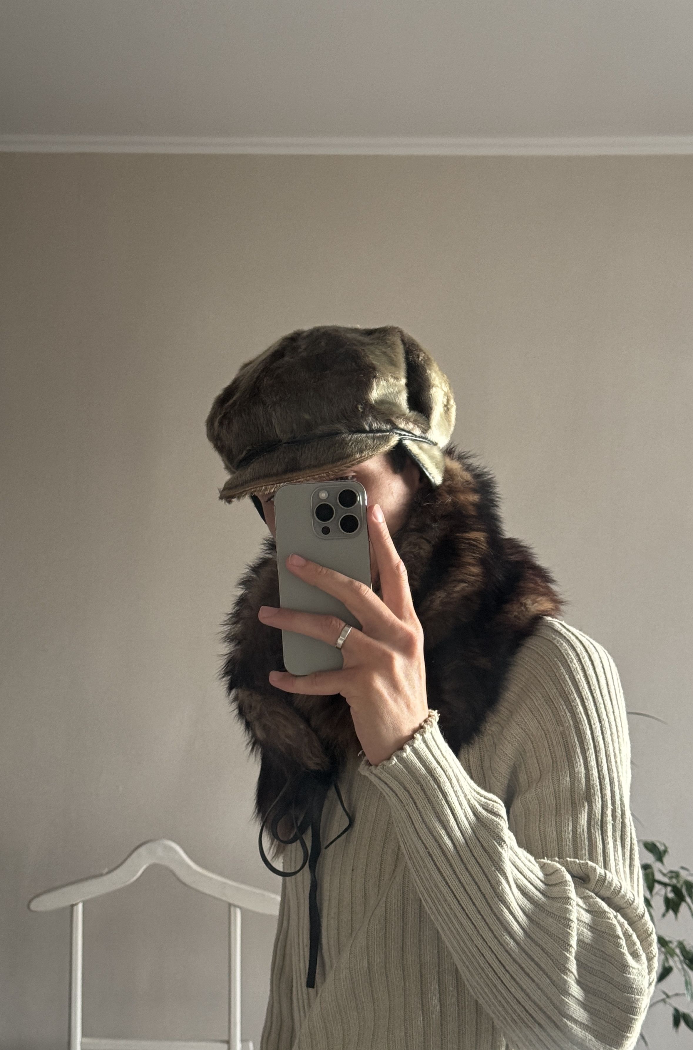 Vintage Rare Fur Leather Beretta Flat Hat margiela gucci ysl chanel Size ONE SIZE - 1 Thumbnail