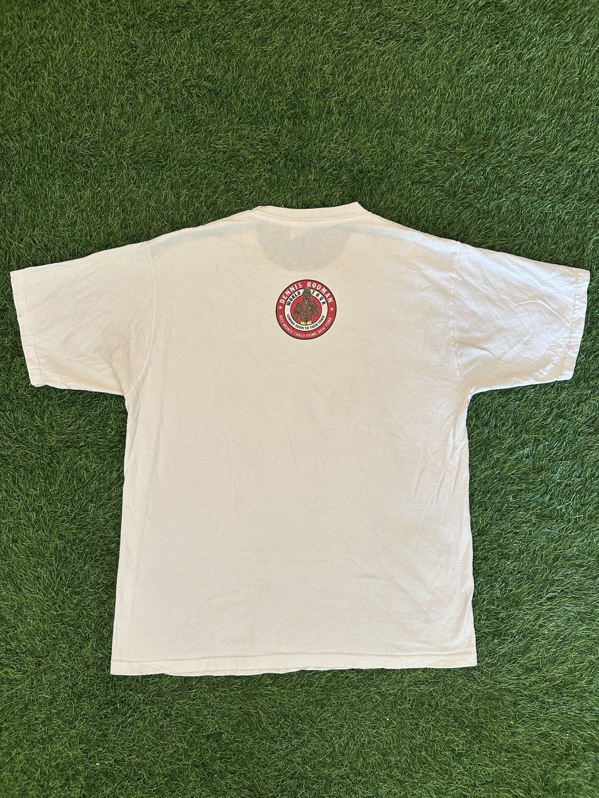 NBA Vintage nba dennis rodman mtv world tour 1996 tee shirt sz L Size US L / EU 52-54 / 3 - 2 Thumbnail
