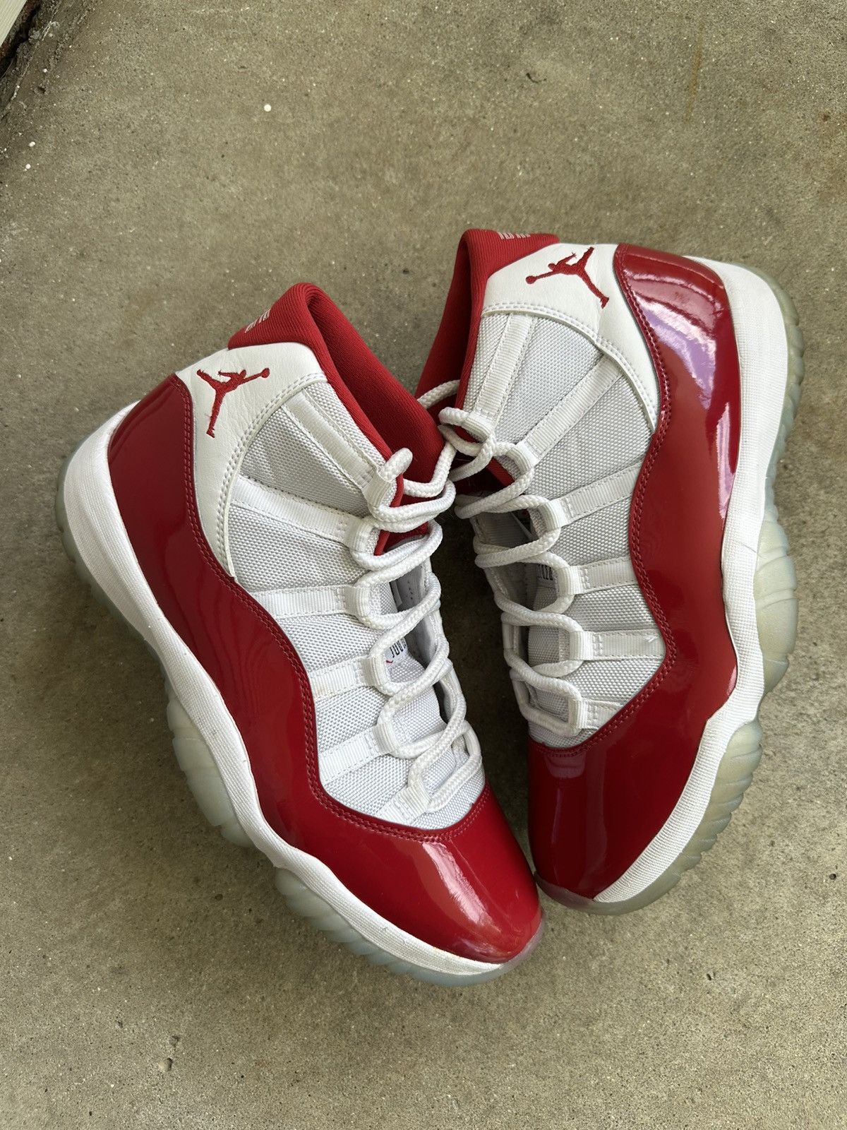 Nike Air Jordan 11 Retro Cherry size 10