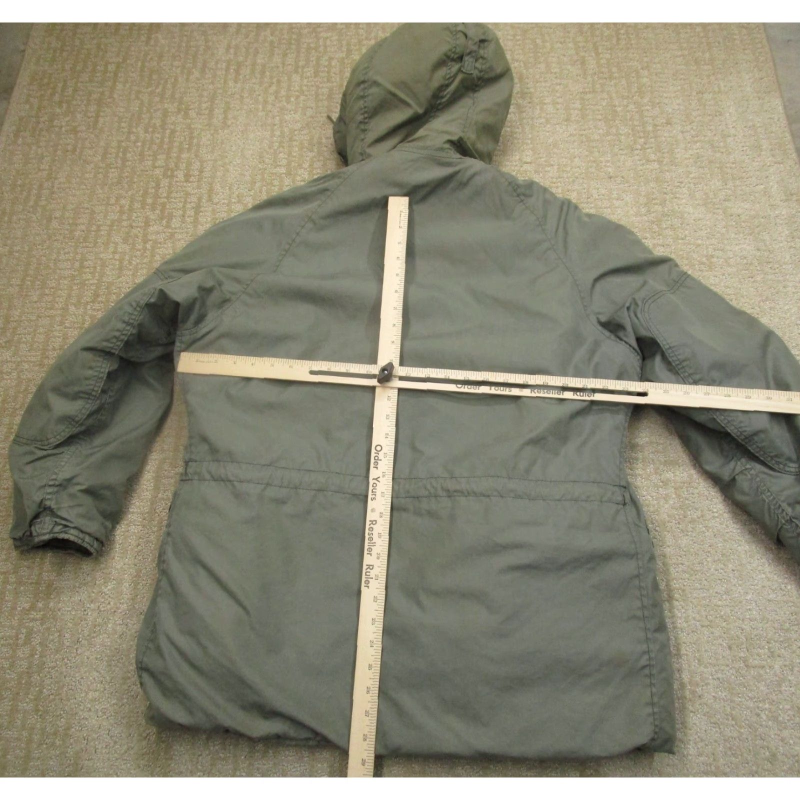 Vintage VINTAGE USAF Parka Coat Men M Green NF-3B Vietnam Military Fur Hood Winter Outdoor Army USA 60s 70s Size US M / EU 48-50 / 2 - 7 Thumbnail