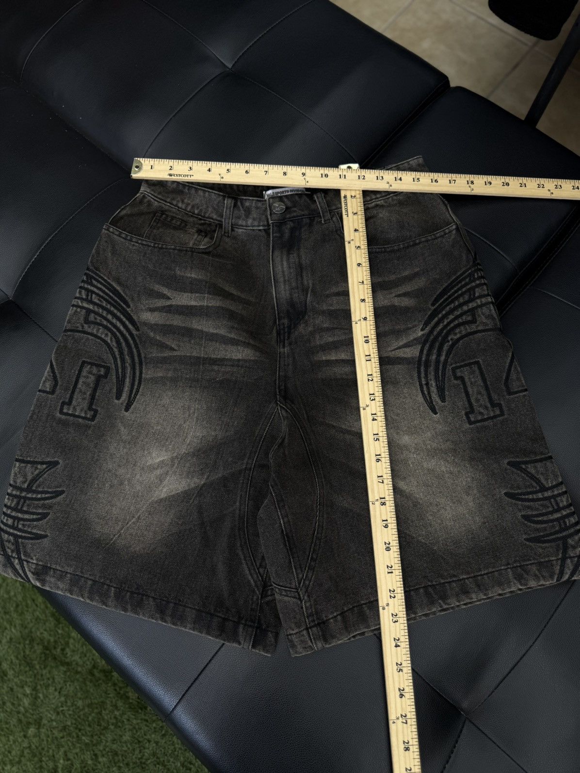 Vale Valley Vale Black Shorts Size 30 (NEW) Size US 30 / EU 46 - 7 Thumbnail