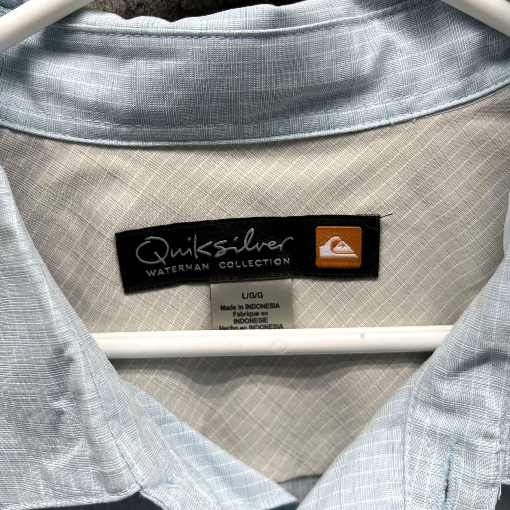 Quiksilver Quiksilver Waterman Shirt Mens Large Light Blue Short Sleeve Button Casual Size US L / EU 52-54 / 3 - 7 Thumbnail