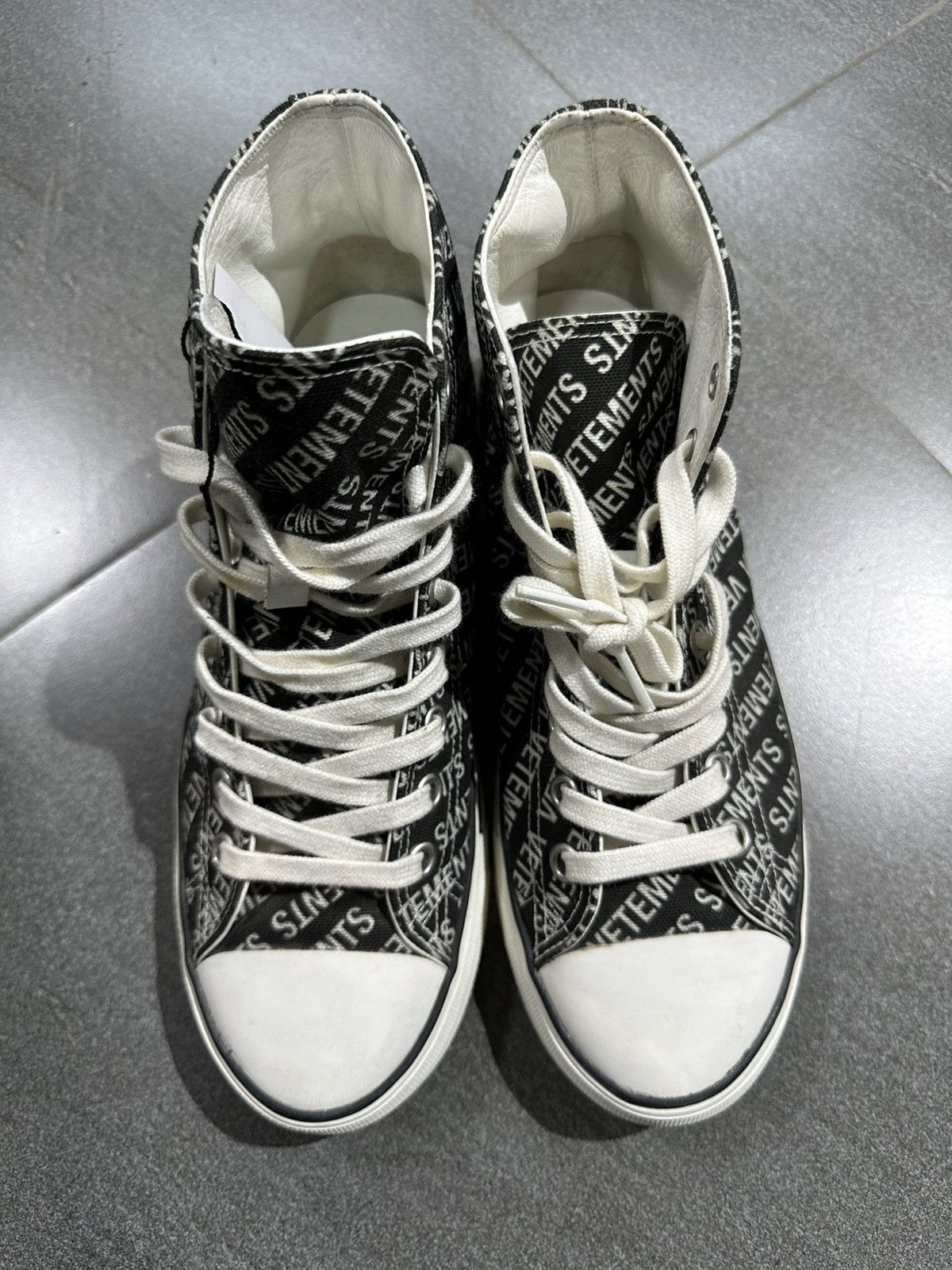 Vetements Vetements All Over High Top Sneaker Black Size US 7 / EU 40 - 1 Thumbnail