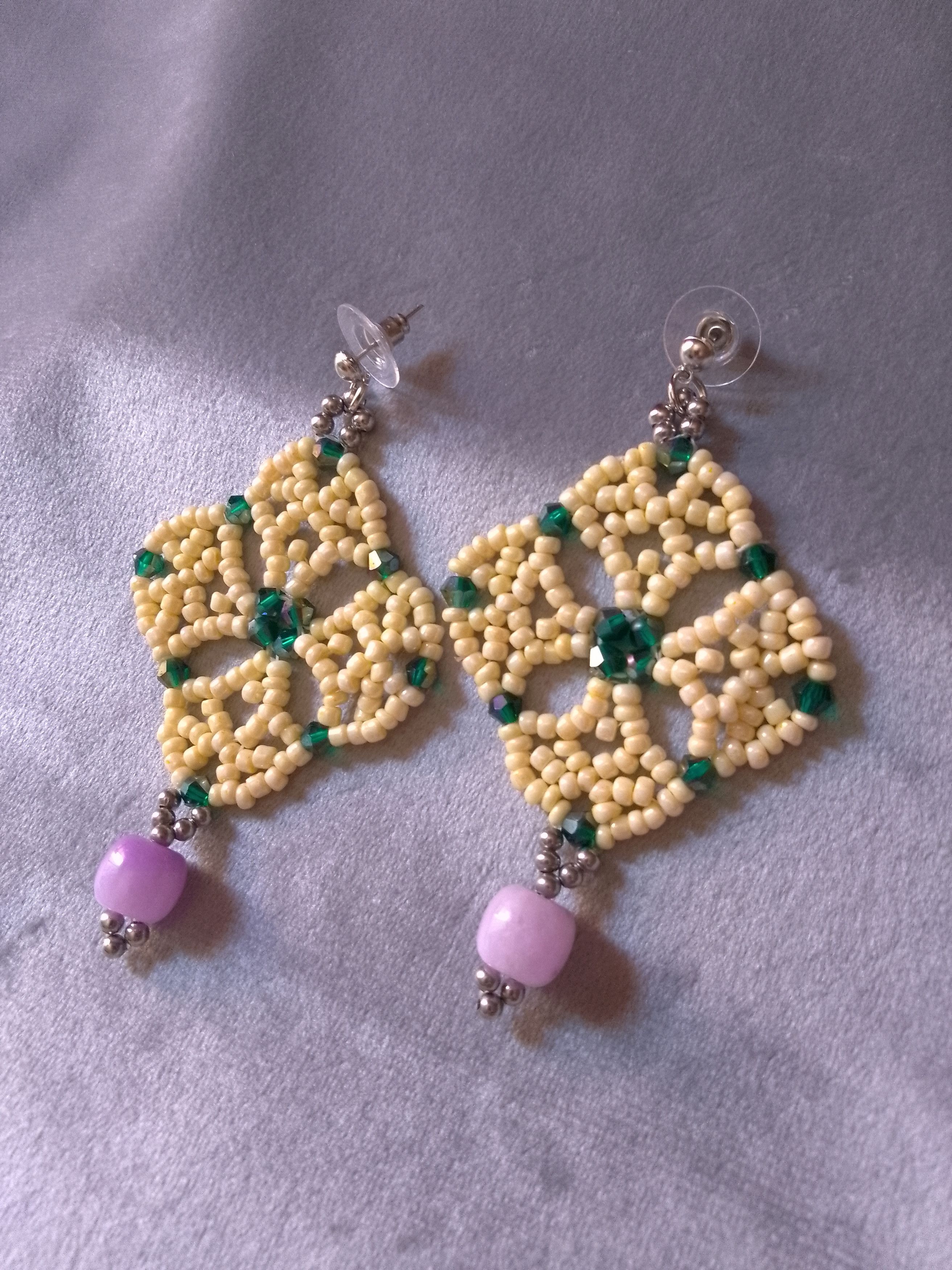 Handmade Earrings flower shaped with purple natural jade dangling Size ONE SIZE - 1 Thumbnail
