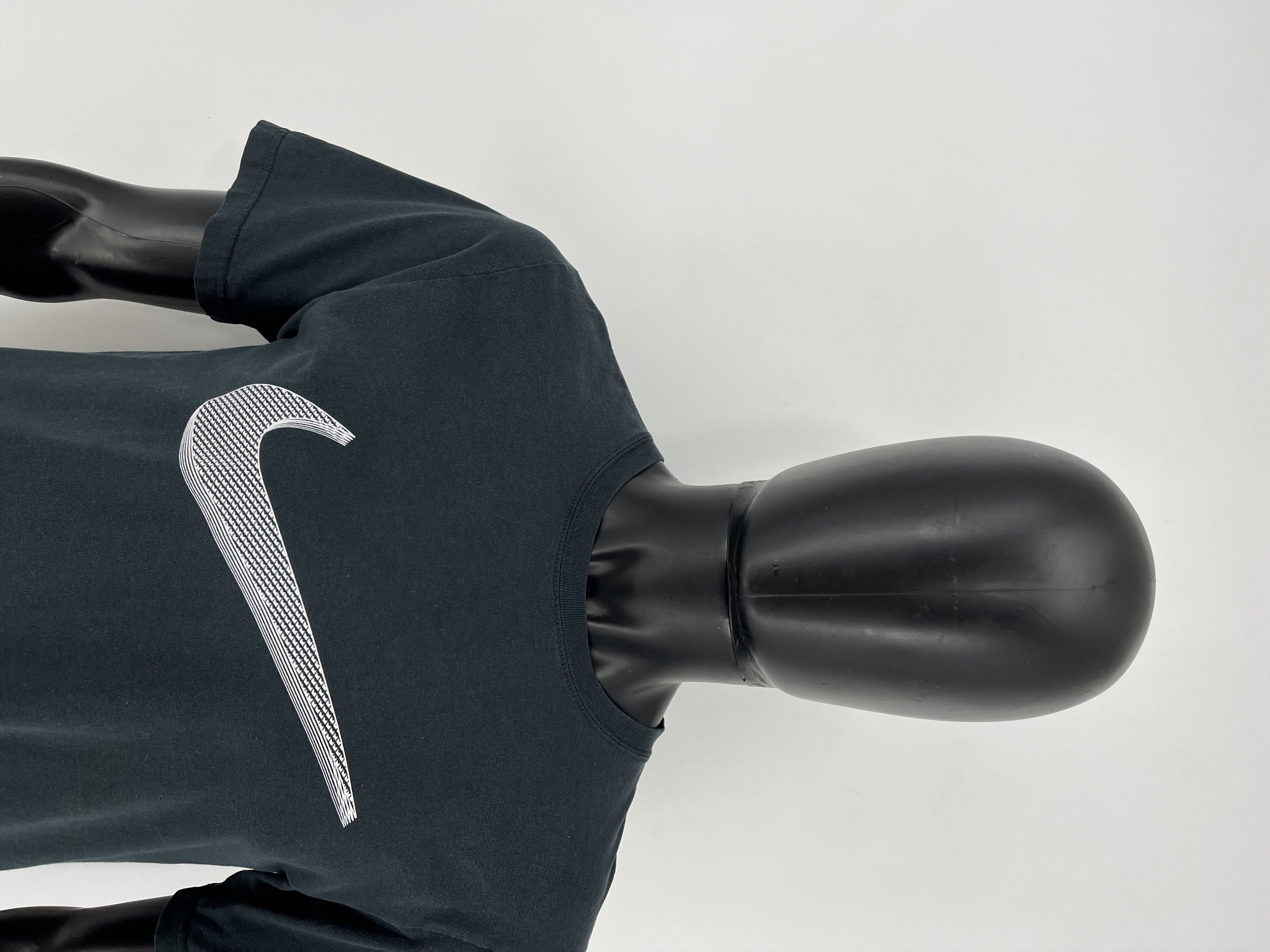 Nike Vintage Y2K Nike Big Swoosh T-Shirt Size US S / EU 44-46 / 1 - 6 Thumbnail