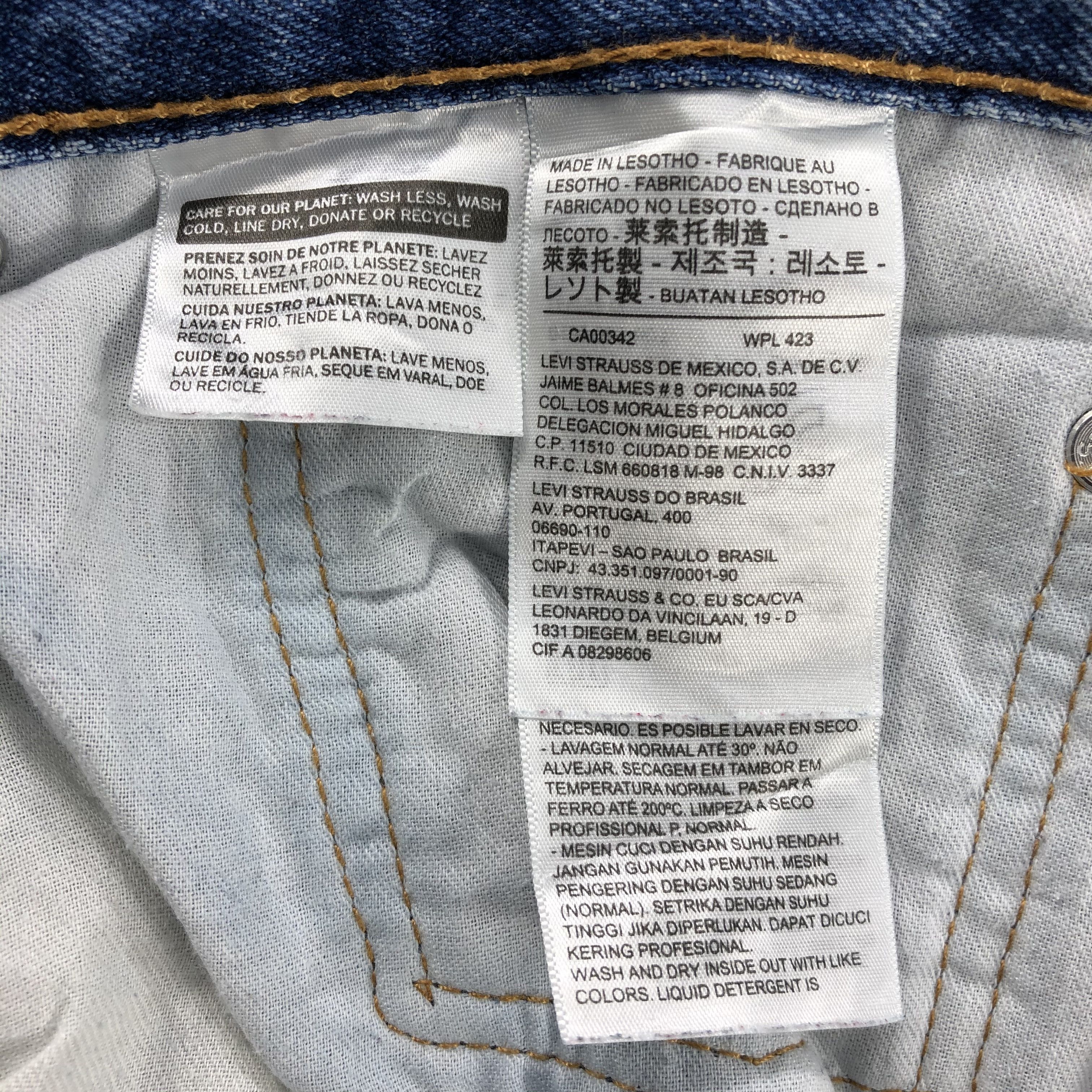 Levi's Vintage Levis 505 Jeans Faded Blue Medium Wash Denim Size US 36 / EU 52 - 10 Thumbnail