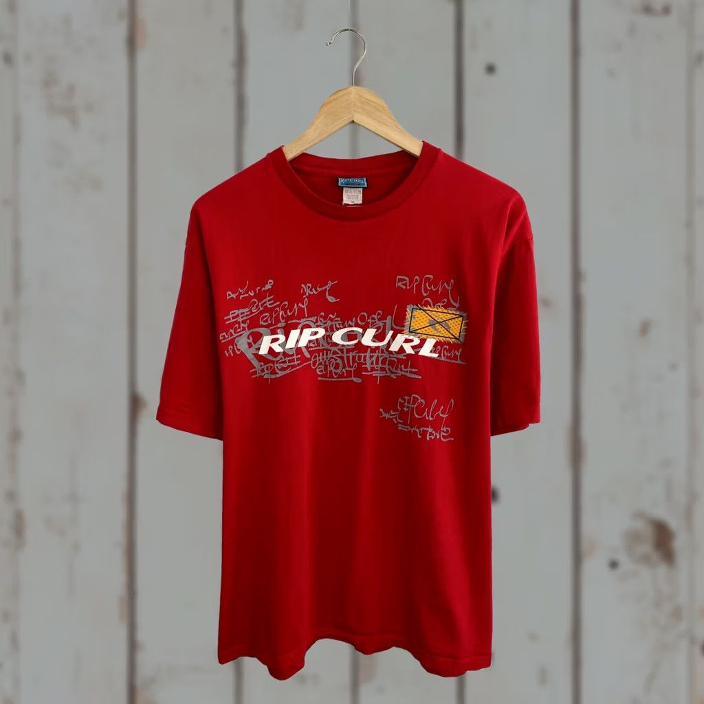 Rip Curl VINTAGE Rip Curl Australia Surf T-Shirt XL Red 90s Mens Shirt Size US XL / EU 56 / 4 - 1 Thumbnail