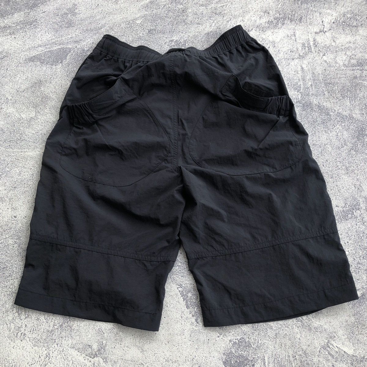 Nike × Vintage Vintage 2000’s Nike ventilated shorts Size US 31 - 7 Thumbnail