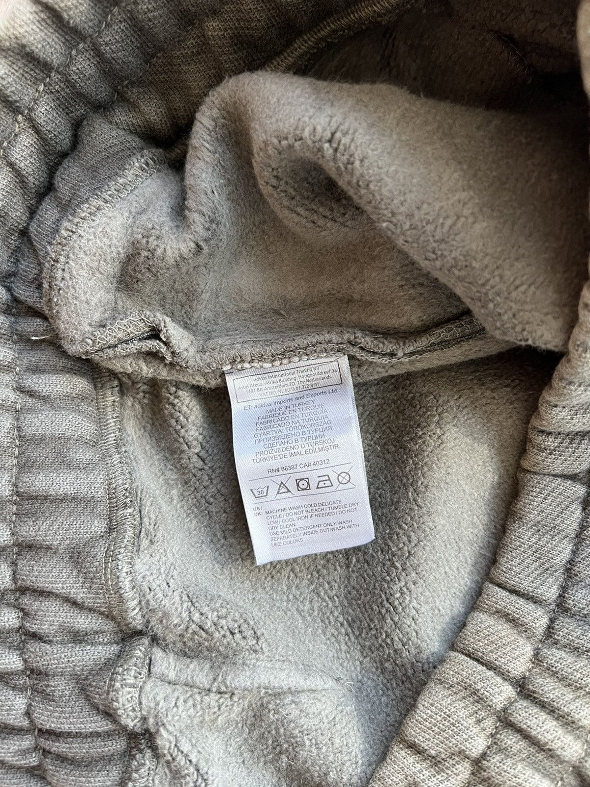 Yeezy Sample Yeezy Season 1 FJ Sweatpant Caviar Small Size US 32 / EU 48 - 11 Thumbnail