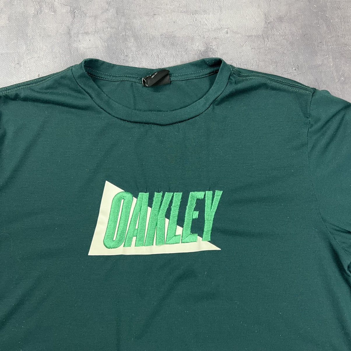 Vintage Rare! Oakley Perfomance Fit Spell Out Vintage Tee 00s Size US M / EU 48-50 / 2 - 4 Thumbnail