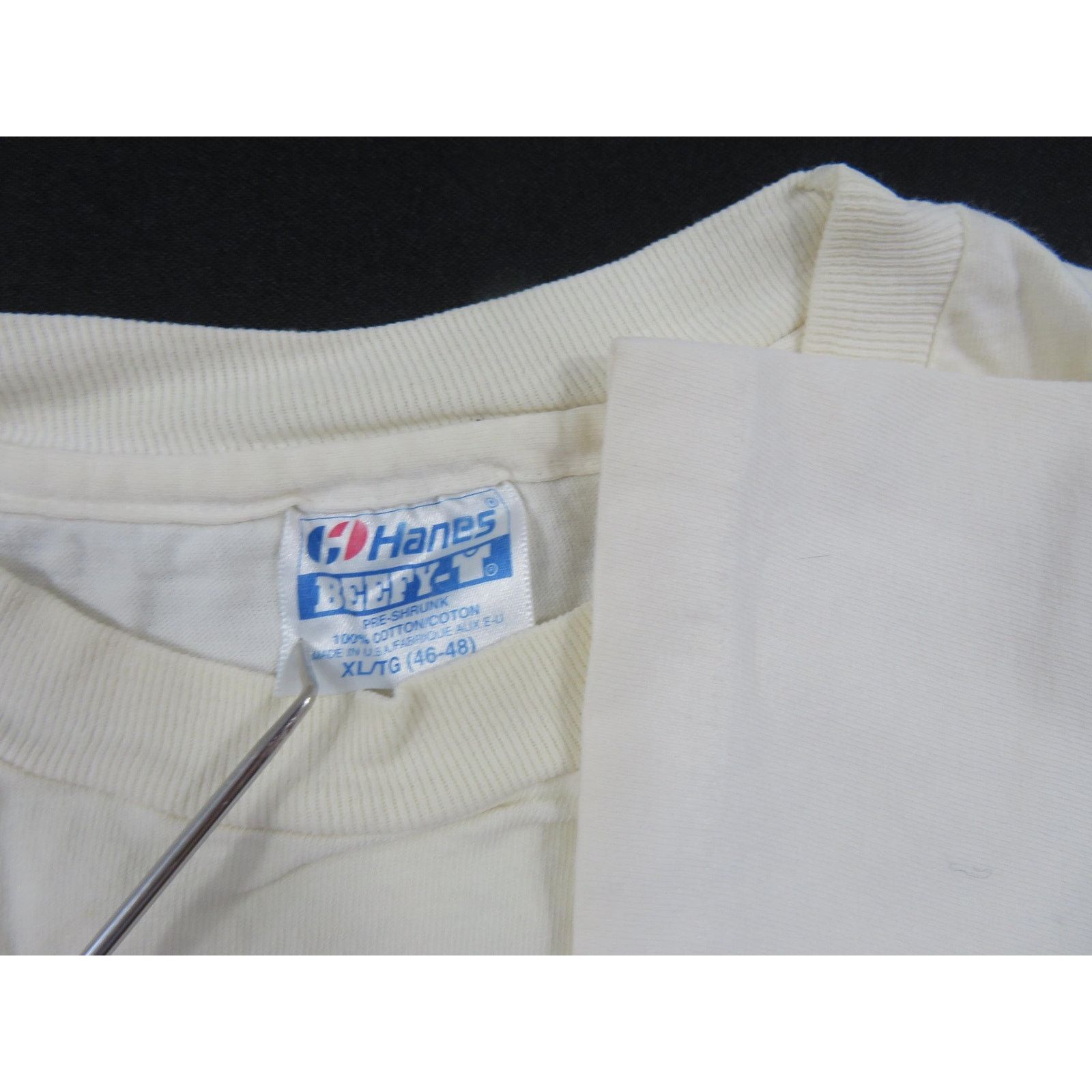 Hanes Windows T-shirt, Maynard Super Bundle Shark, White XL 1990s Size US XL / EU 56 / 4 - 5 Thumbnail
