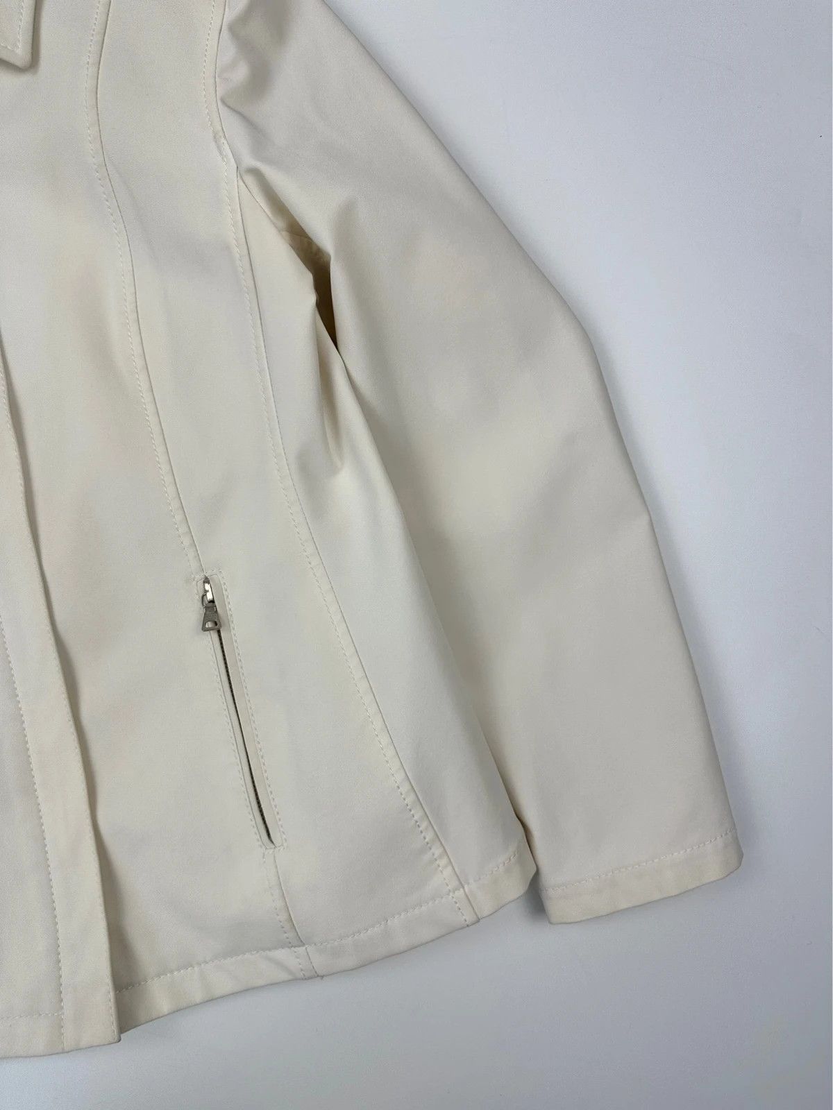 Prada Prada Milano FW1997 White Class Dress Shirt Jacket Size M / US 6-8 / IT 42-44 - 7 Thumbnail