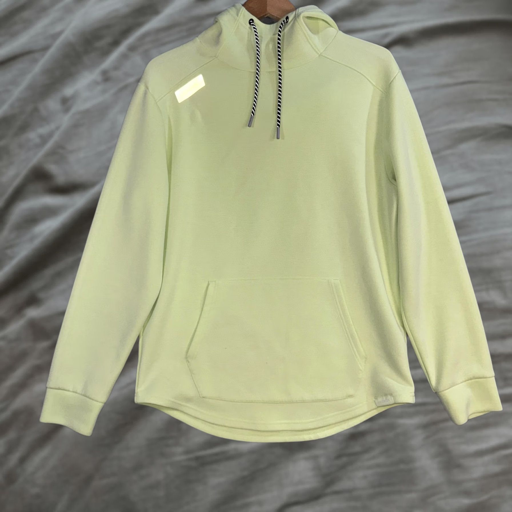 Vintage LEGENDS Hoodie Mens Size M Pullover Reflective Lime Green Yellow Size US M / EU 48-50 / 2 - 1 Thumbnail