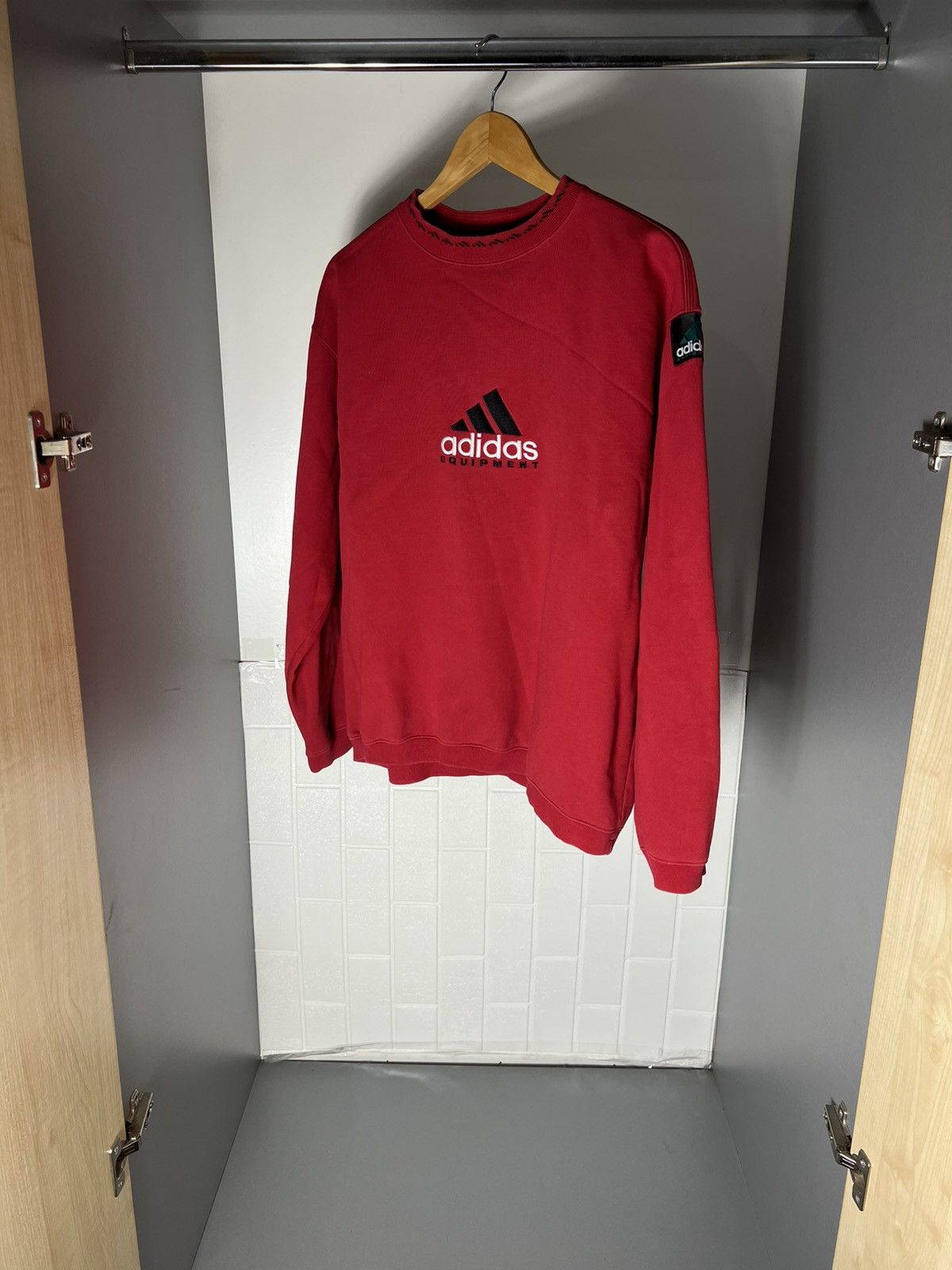Adidas VINTAGE ADIDAS ORIGINAL EQUIPMENT RETRO SWEATSHIRT Y2K 90s Size US L / EU 52-54 / 3 - 10 Thumbnail