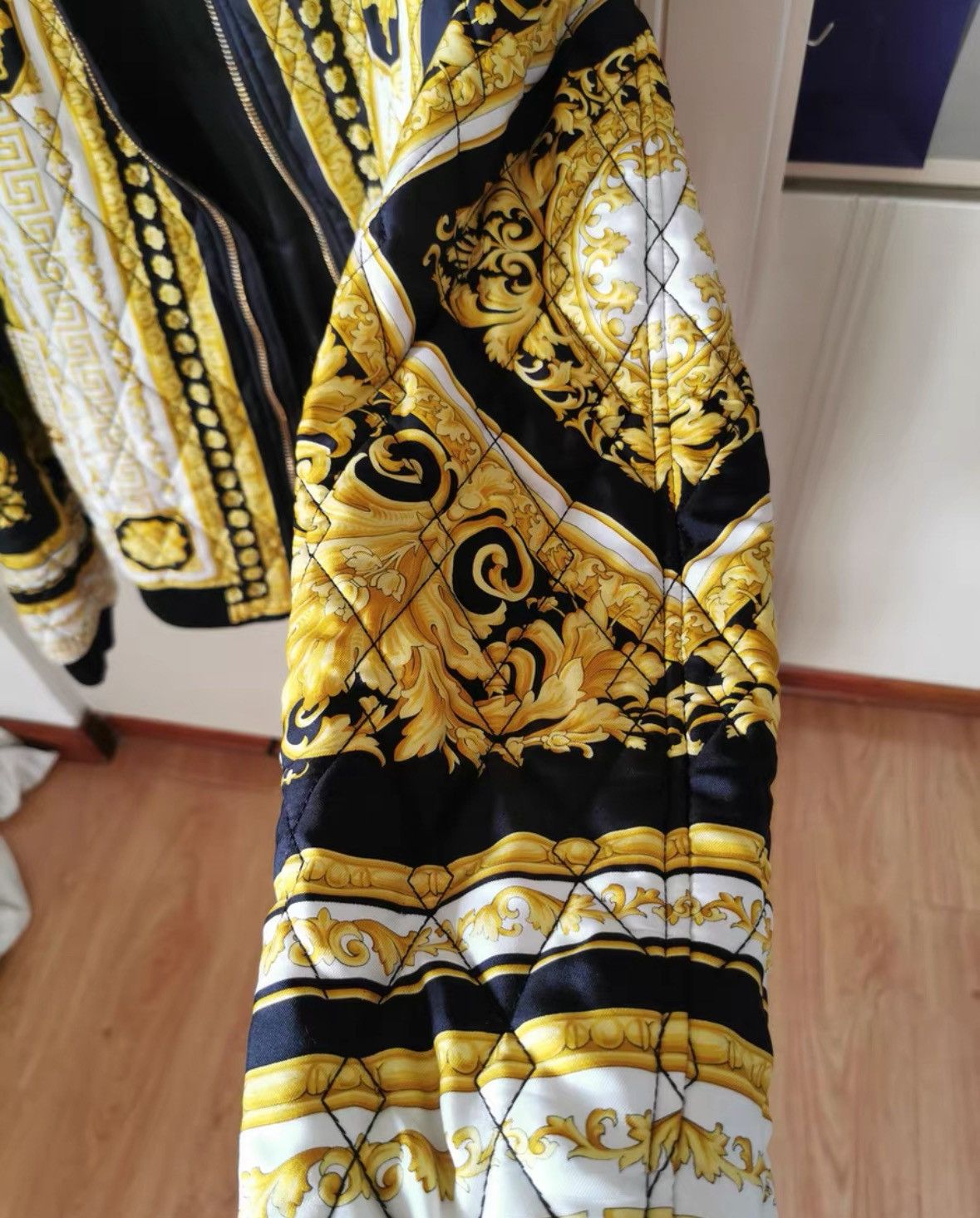 Versace Versace Mulberry silk cotton jacket Size US L / EU 52-54 / 3 - 3 Thumbnail
