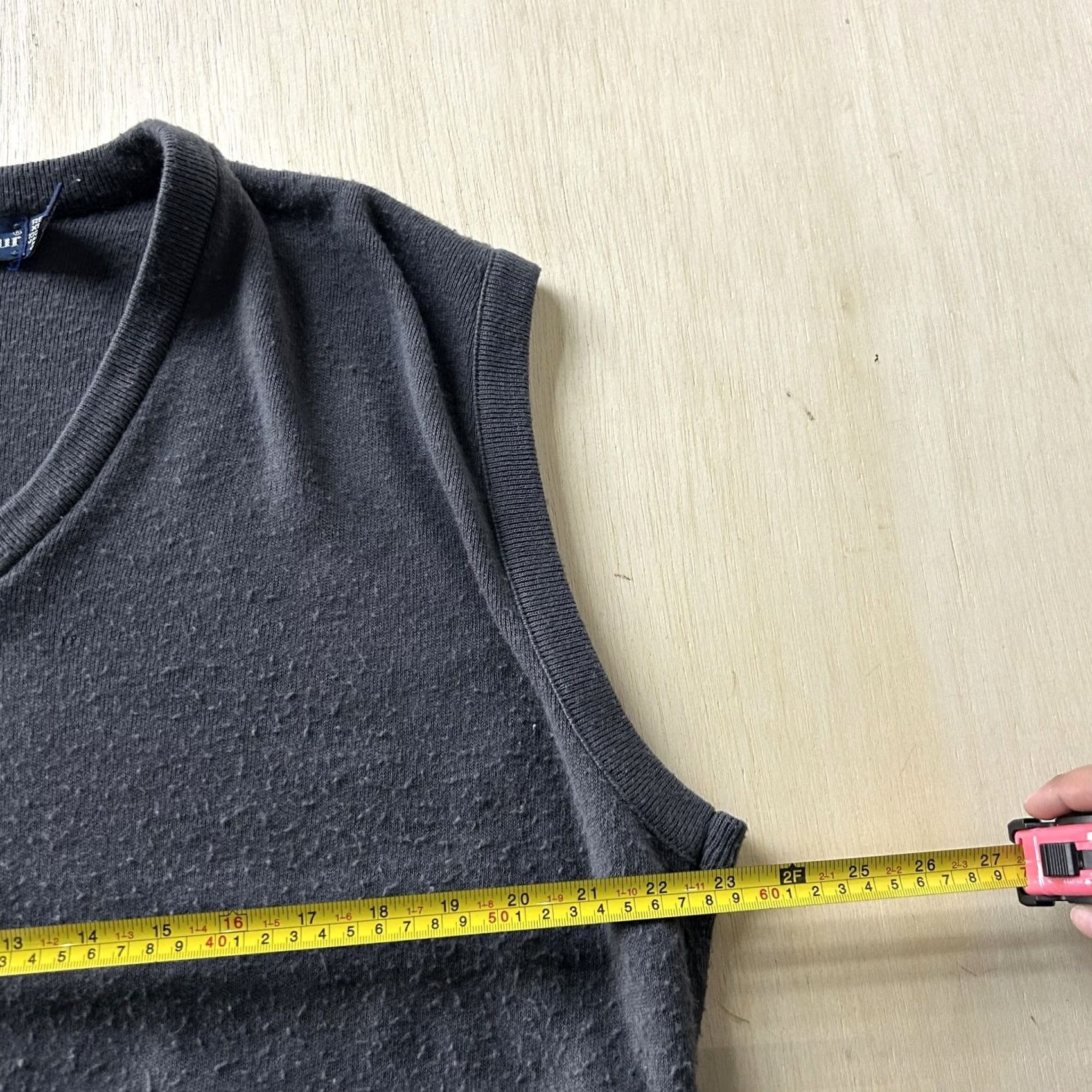 Vintage Vintage Par Four Sweater Vest Mens XL Gray V Neck Tight Knit Acrylic Casual Size US XL / EU 56 / 4 - 4 Thumbnail