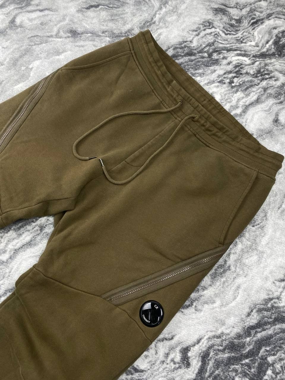 C.P. Company CP Company Diagonal Raised Fleece Lens Pocket Sweatpants Size US 36 / EU 52 - 2 Thumbnail