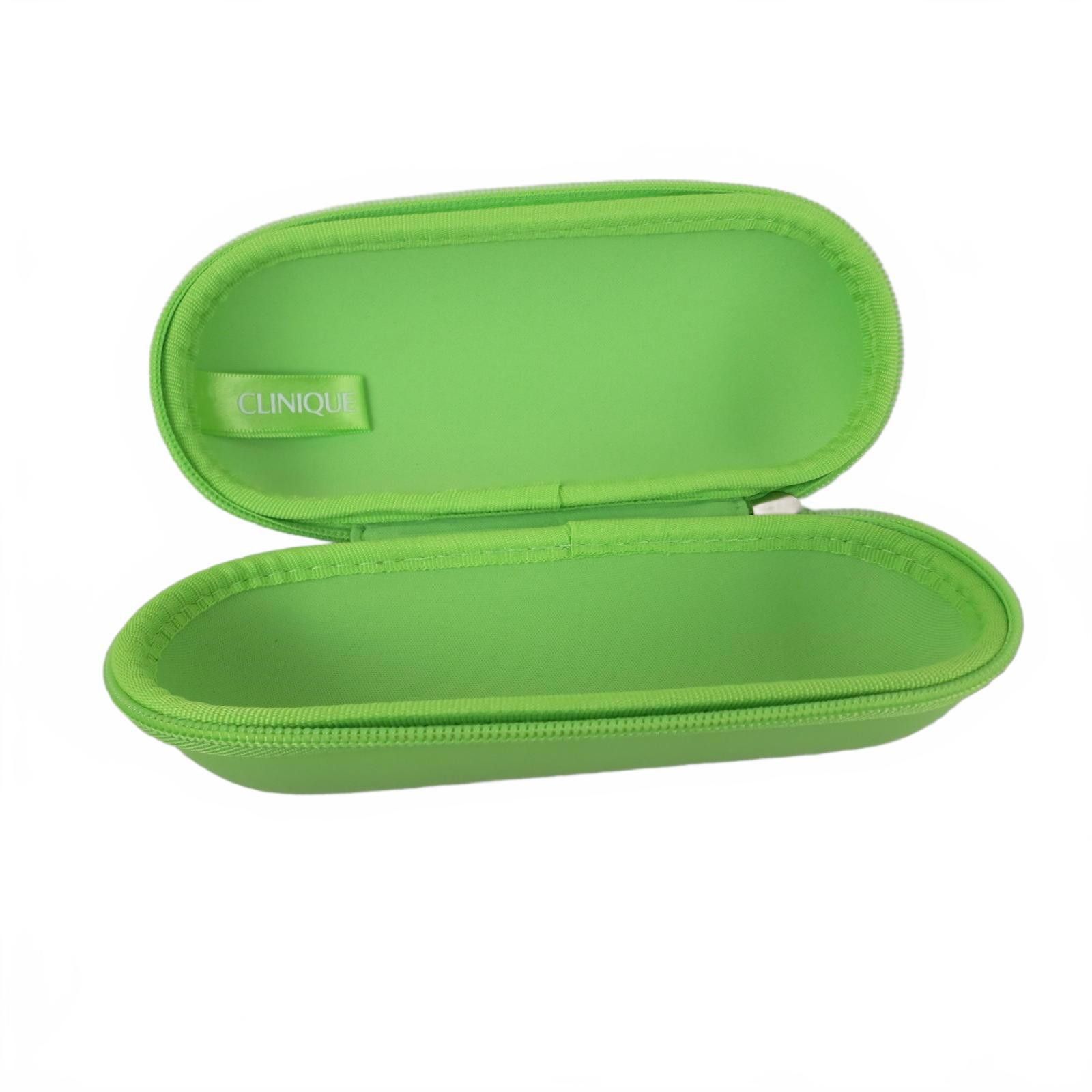 Clique Clinique Green Hardbody Pill-Shaped Cosmetic Case Bag Size ONE SIZE - 1 Thumbnail
