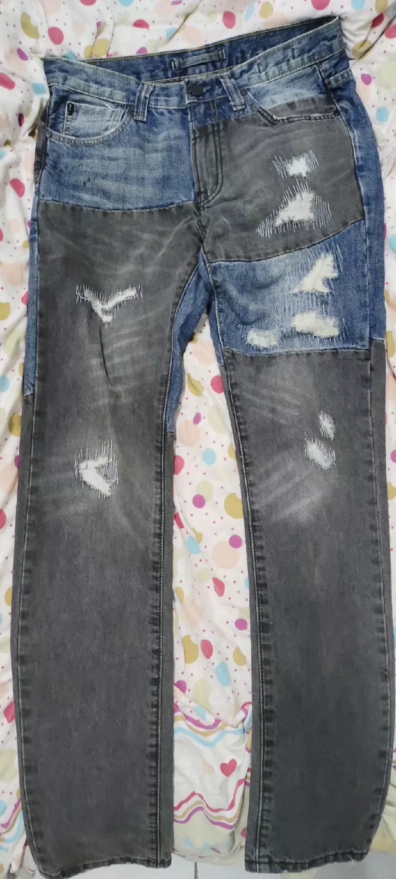 Alexander McQueen Alexander McQUEEN Patchwork and color - blocked washed jean Size US 31 - 1 Thumbnail