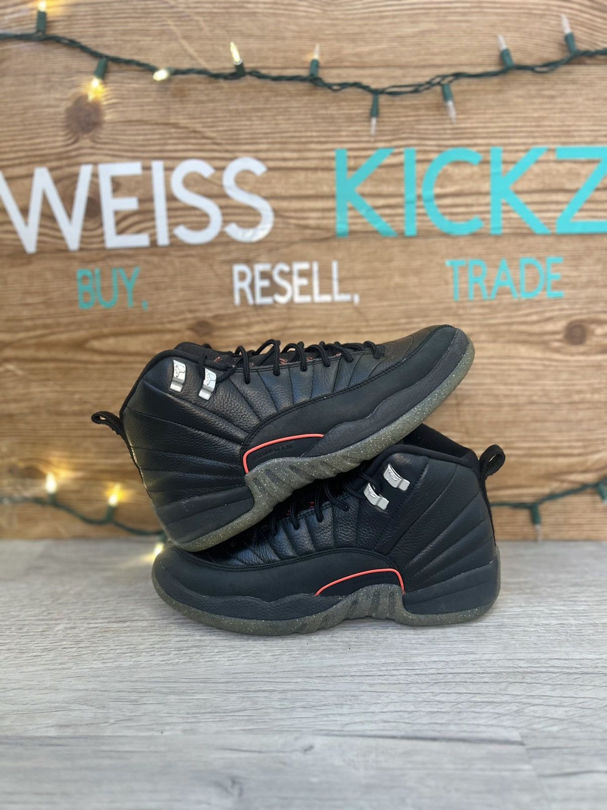 Jordan Brand Jordan 12 utility Size US 7 / EU 40 - 2 Thumbnail