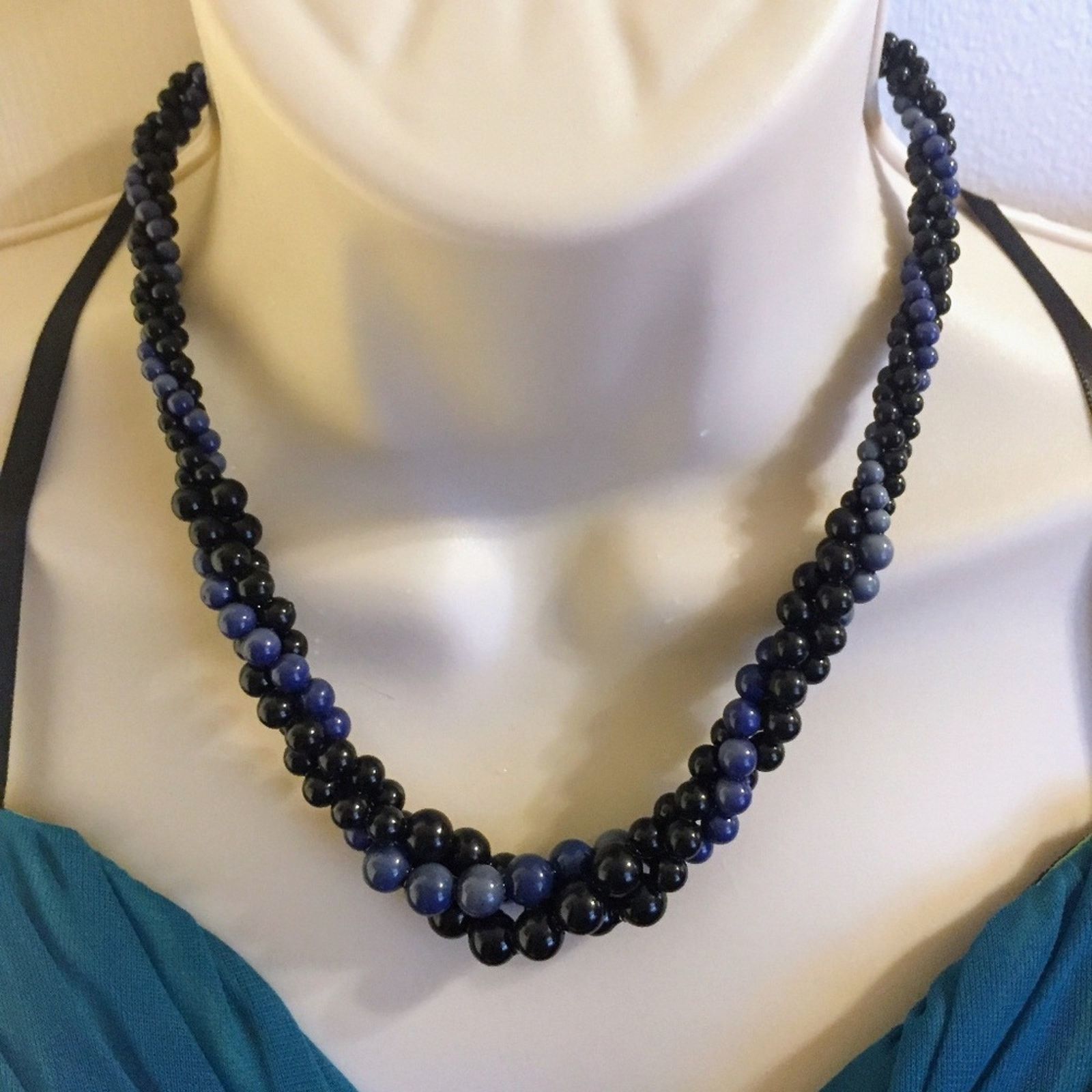 Other 🌟Lovely Black and Blue Beaded Necklace Size ONE SIZE - 3 Thumbnail