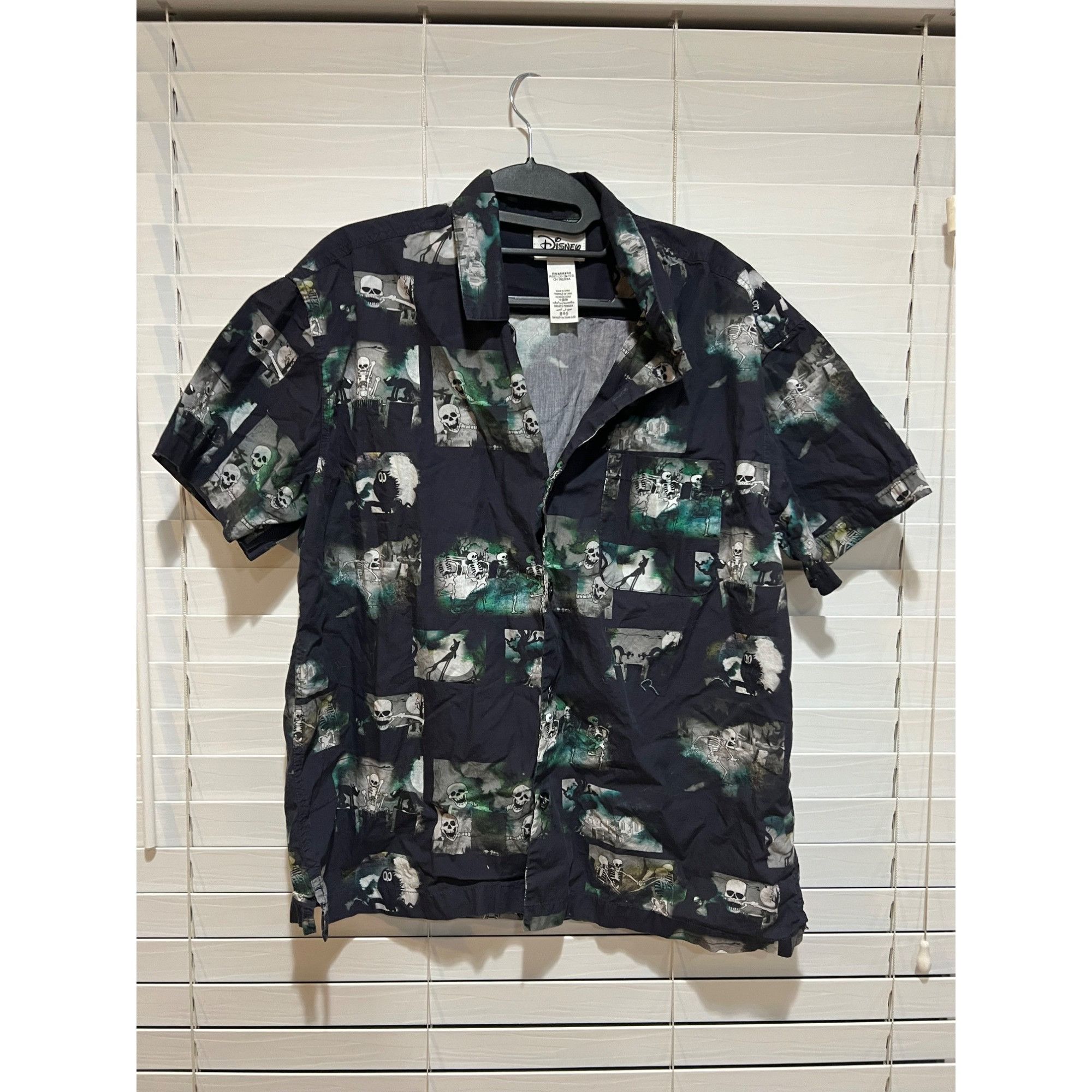 Disney Disney Silly Symphony Skeleton Dance Short Sleeve Button Up Size US M / EU 48-50 / 2 - 1 Thumbnail