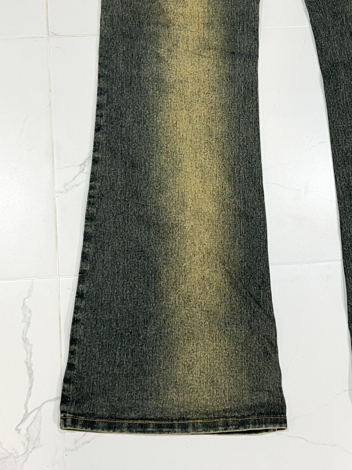 Japanese Brand Japan Hot Ballooning Mud Wash Studded Flared Jeans Size US 30 / EU 46 - 13 Thumbnail