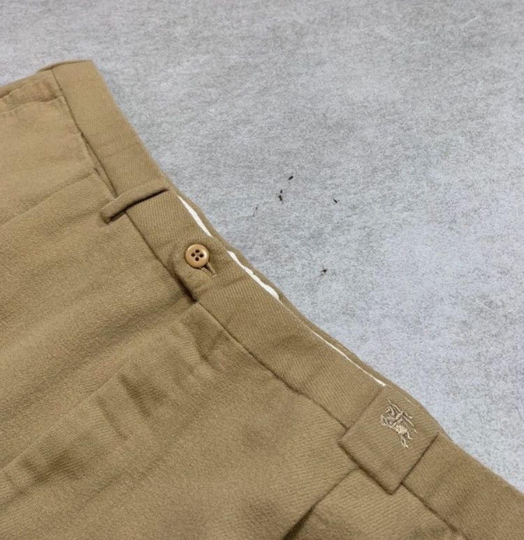 Burberry 90s Burberry Cream vintage wool blend Pleated chino trousers Size US 36 / EU 52 - 2 Thumbnail