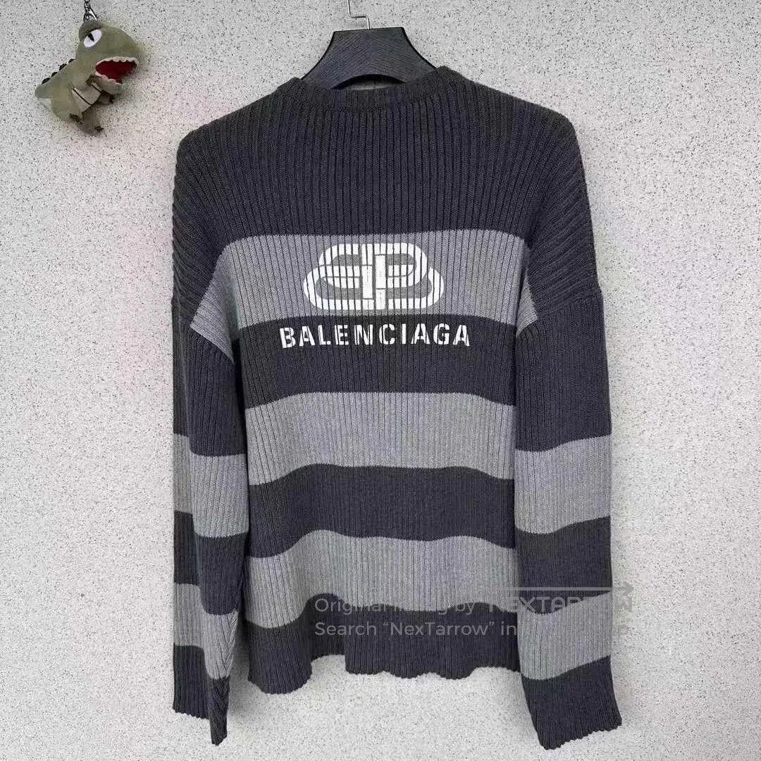 Balenciaga Balenciaga Black White Patchwork Lock Sweater. Size US M / EU 48-50 / 2 - 3 Thumbnail