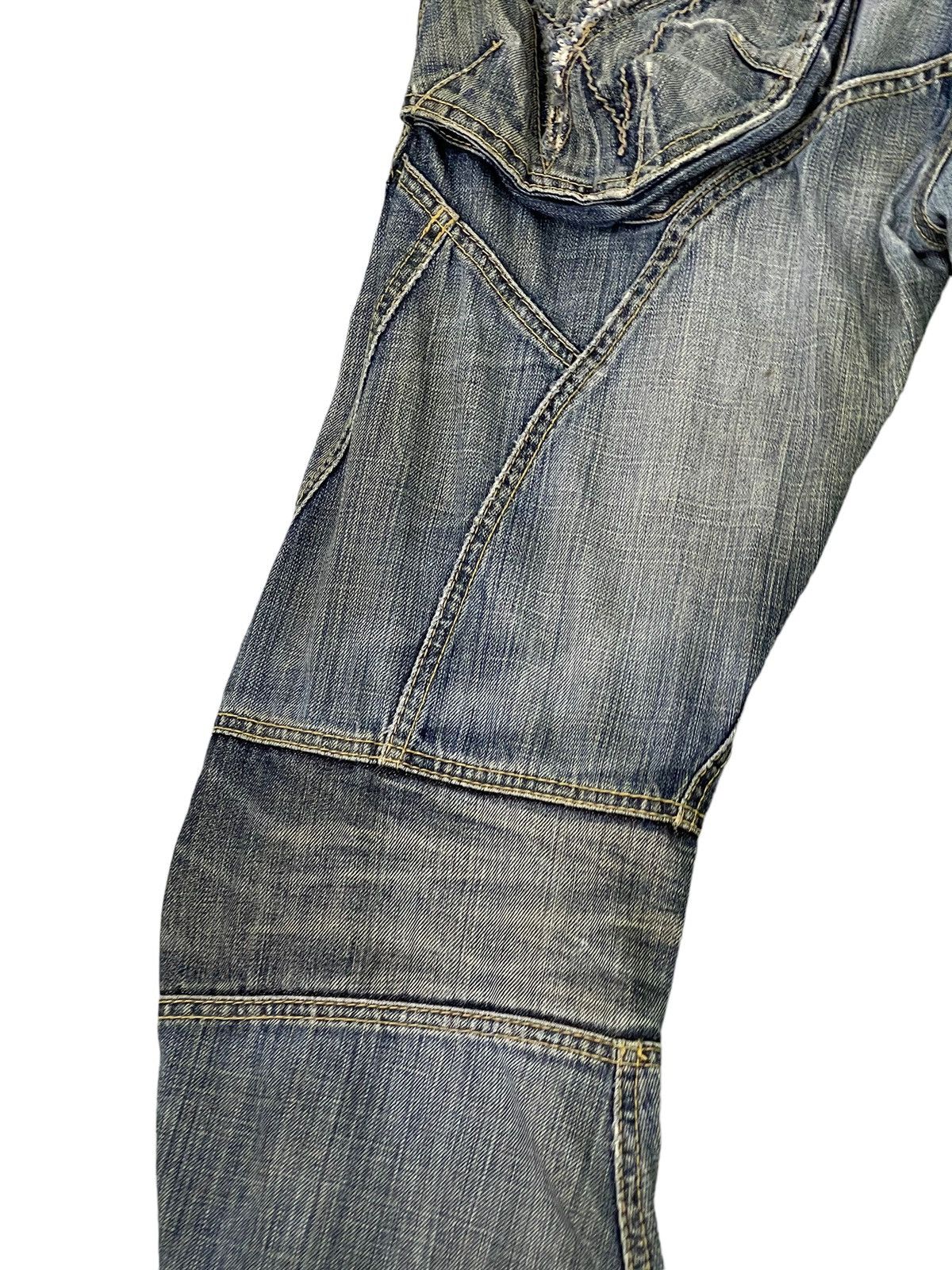 Japanese Brand Curv Leg Jeans Tough Jeans Faded Distress Regular 6🟦4 Size US 32 / EU 48 - 18 Thumbnail