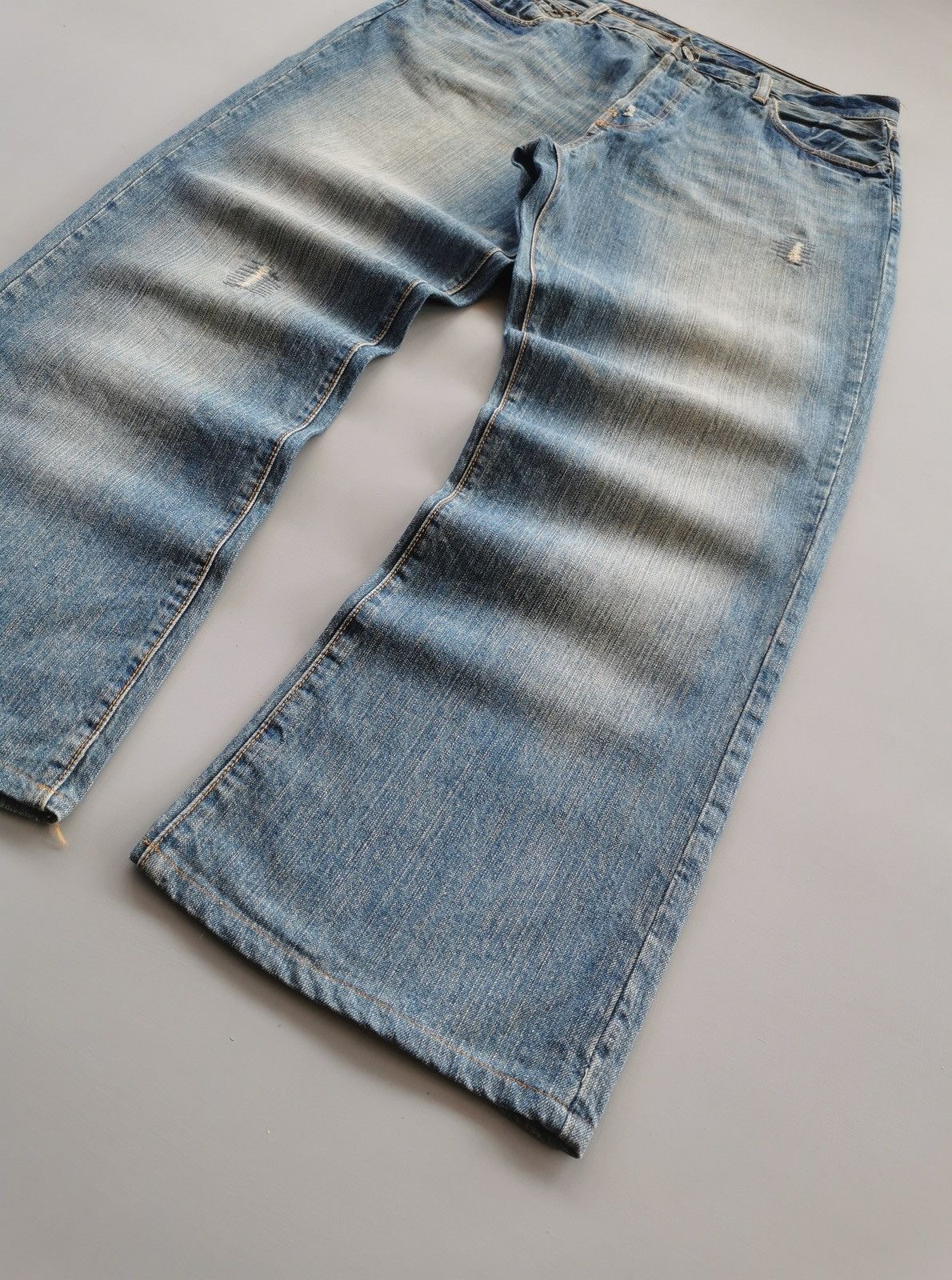 Abercrombie & Fitch Abercrombie Fitch Straight Leg Jeans Size US 36 / EU 52 - 3 Thumbnail