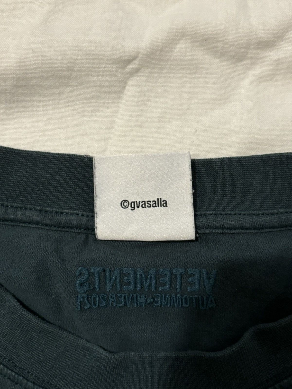 Vetements Vetements Polizei T-shirt Size US S / EU 44-46 / 1 - 7 Thumbnail