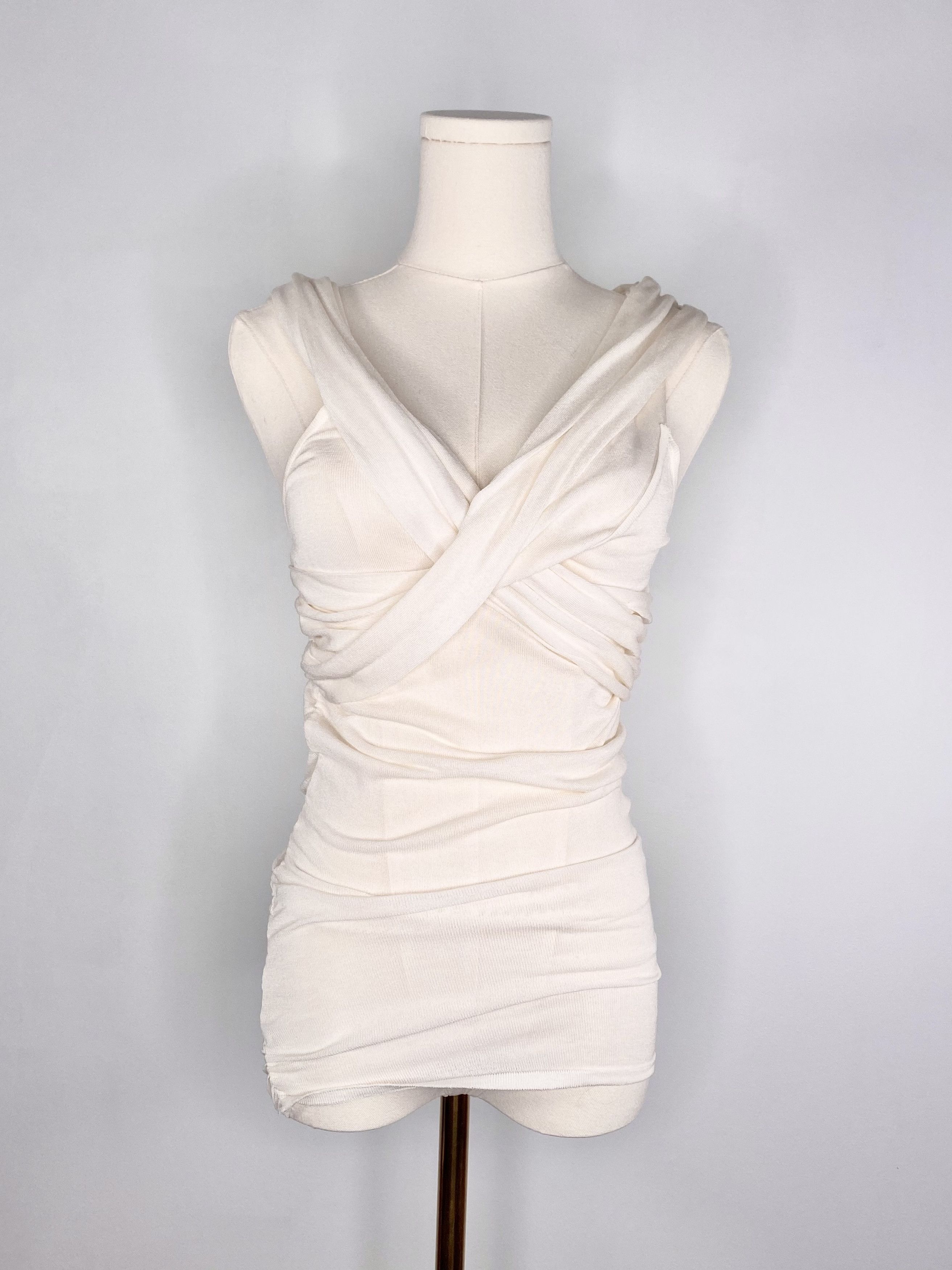 Designer Ana Molinari - Creme wrap camisole blouse Size ONE SIZE - 1 Thumbnail