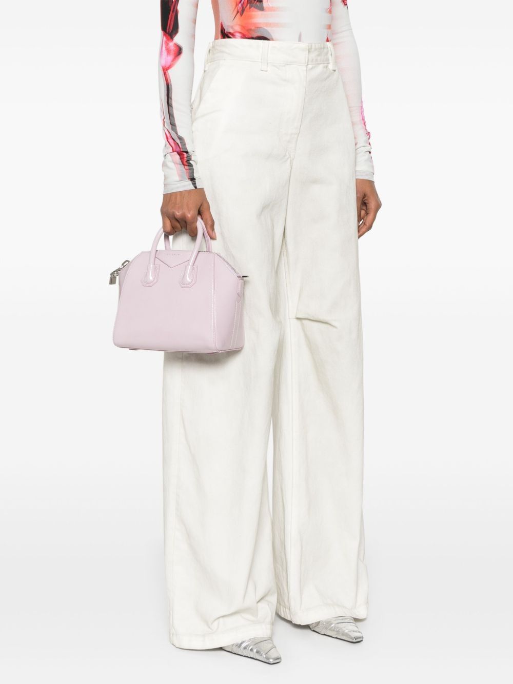 Givenchy o1srvl11e0825 Size: OS / Mini Antigona Tote Bag in Lilac Size ONE SIZE - 2 Thumbnail