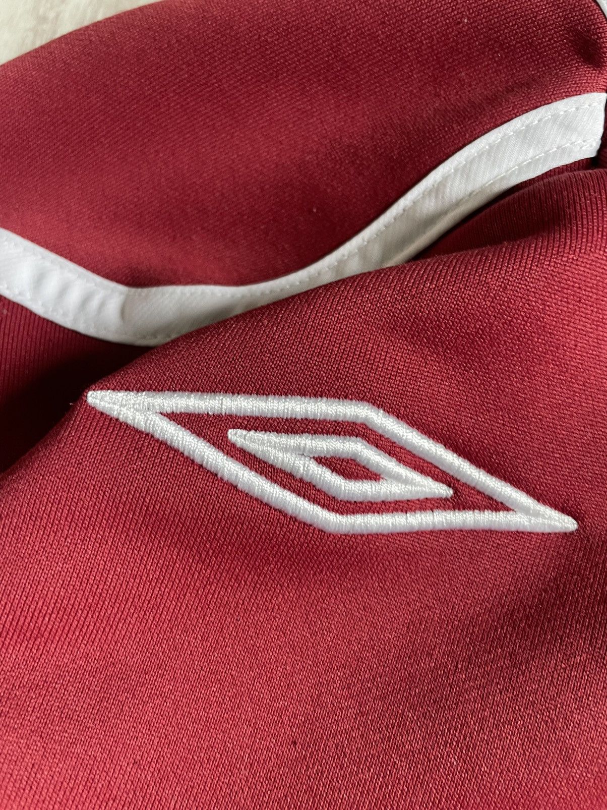 Umbro × Vintage Vintage Umbro Lincoln City Sweatshirt Football Jersey Y2K Size US L / EU 52-54 / 3 - 6 Thumbnail