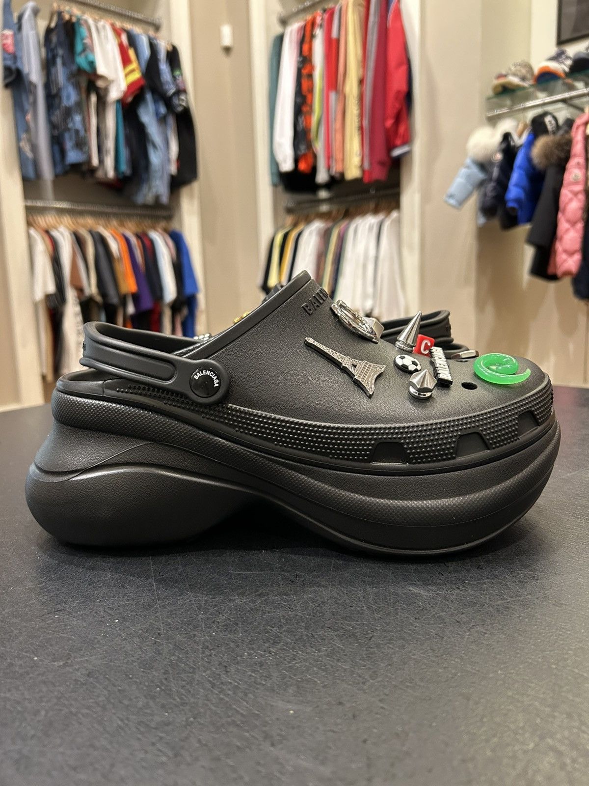 Balenciaga Balenciaga Crocs w/Jibbets Size US 10 / EU 43 - 2 Thumbnail