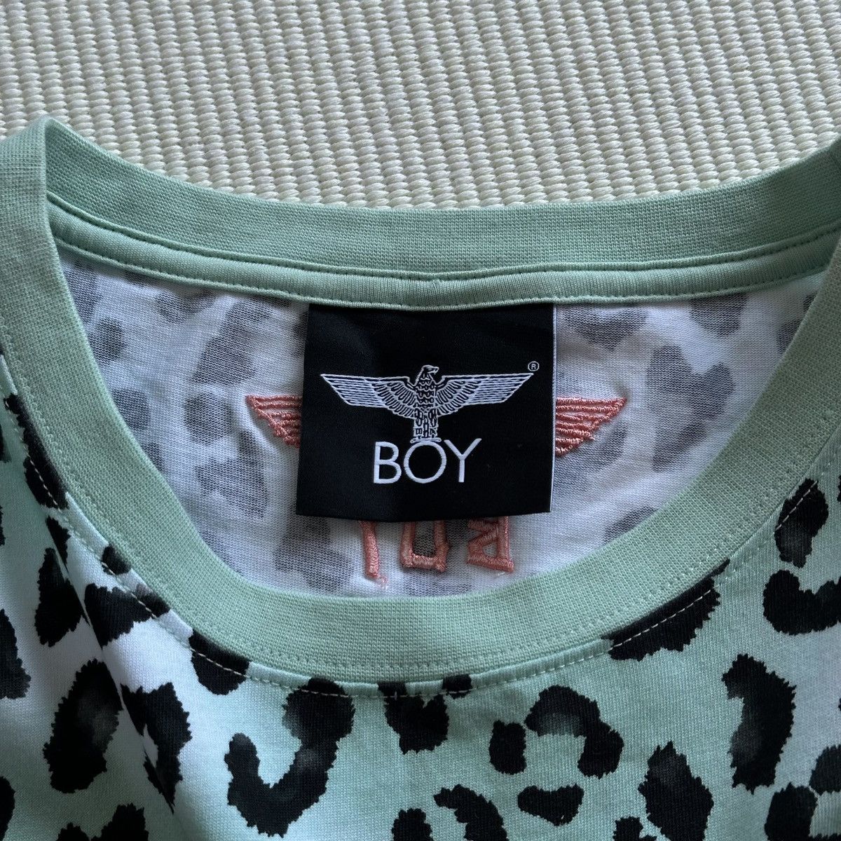 Boy London BOY LONDON Leopard Print Butterfly Effect Mint Green Tshirt Size US L / EU 52-54 / 3 - 3 Thumbnail