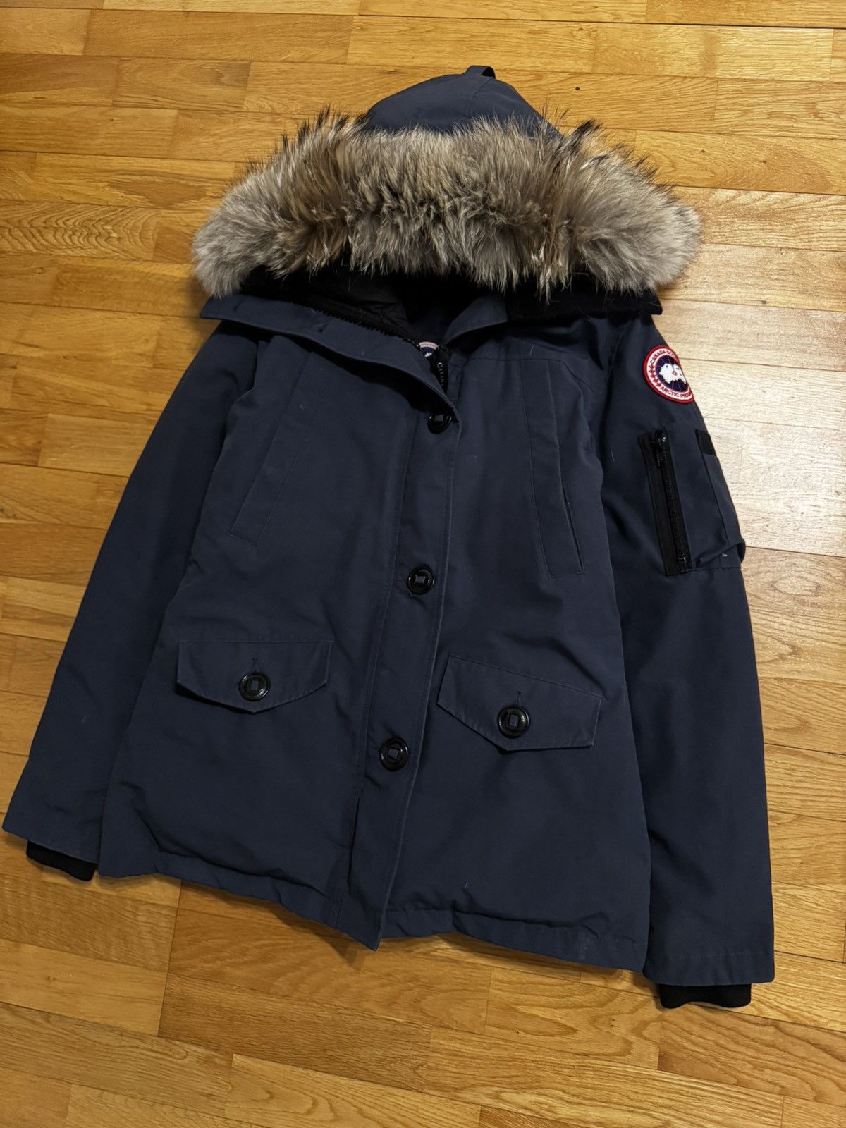 Canada Goose Canada Goose Montebello Down Parka Women Size M / US 6-8 / IT 42-44 - 2 Thumbnail