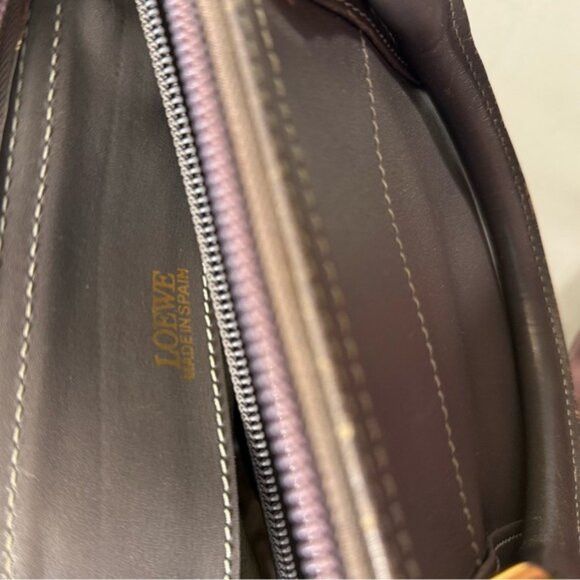 Loewe Vintage Loewe Gray Leather Top Handle Purse w/ COA 🇪🇸 Size ONE SIZE - 8 Thumbnail